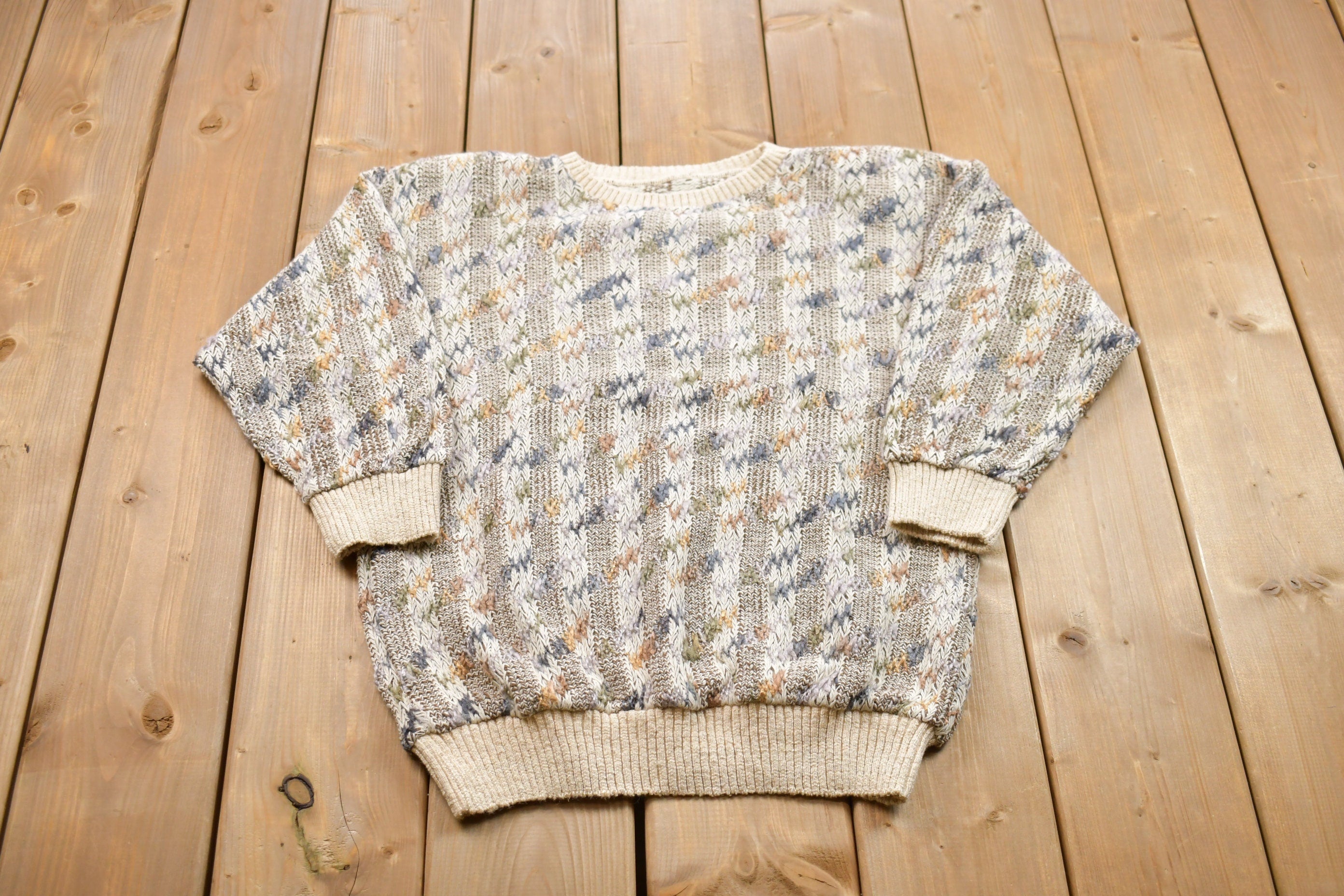 Vintage 1990s Knitted Patterned Crewneck Sweater /