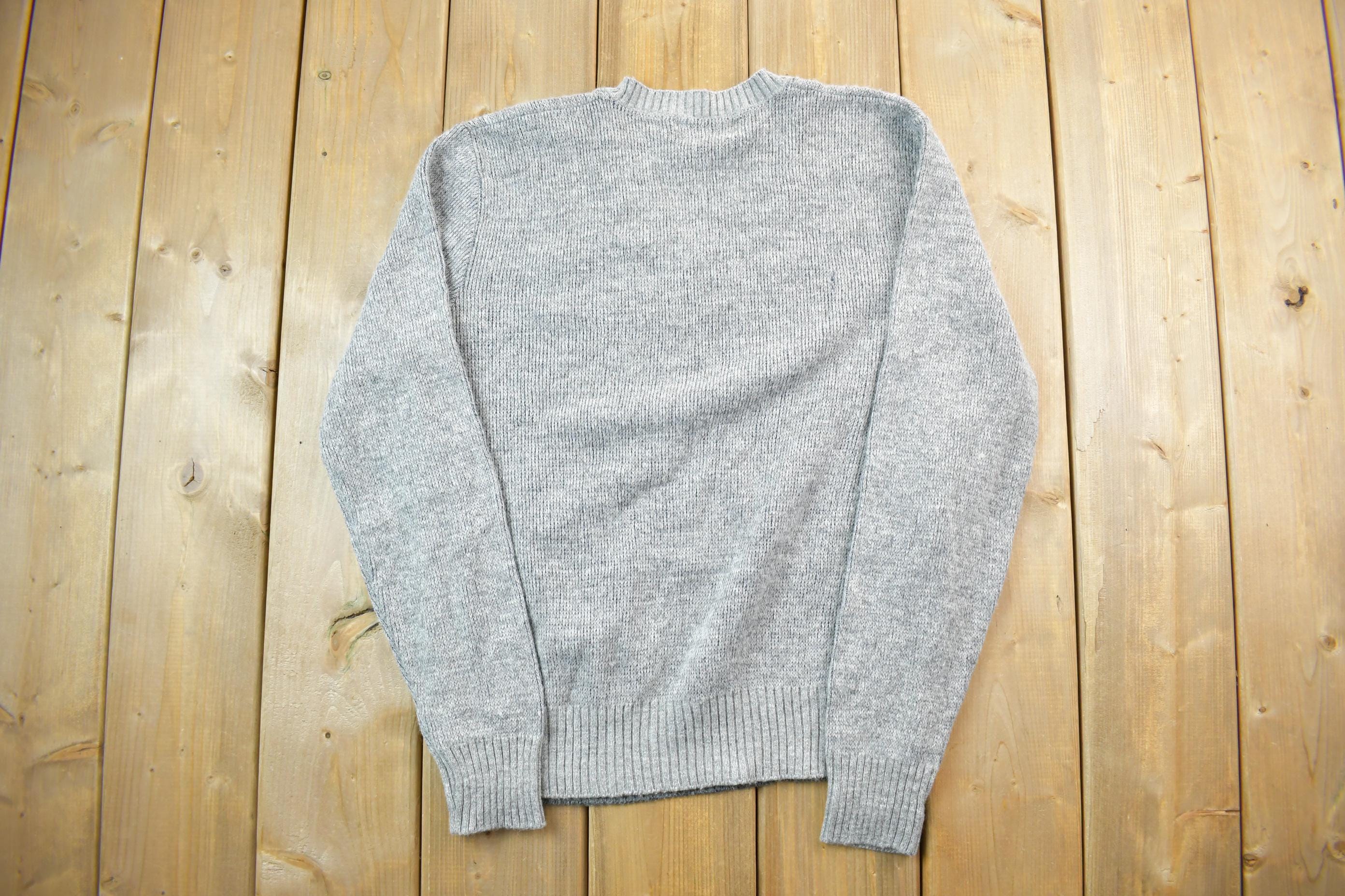 Vintage 1990s London Fog Knit V-Neck Sweater / 90s Crewneck