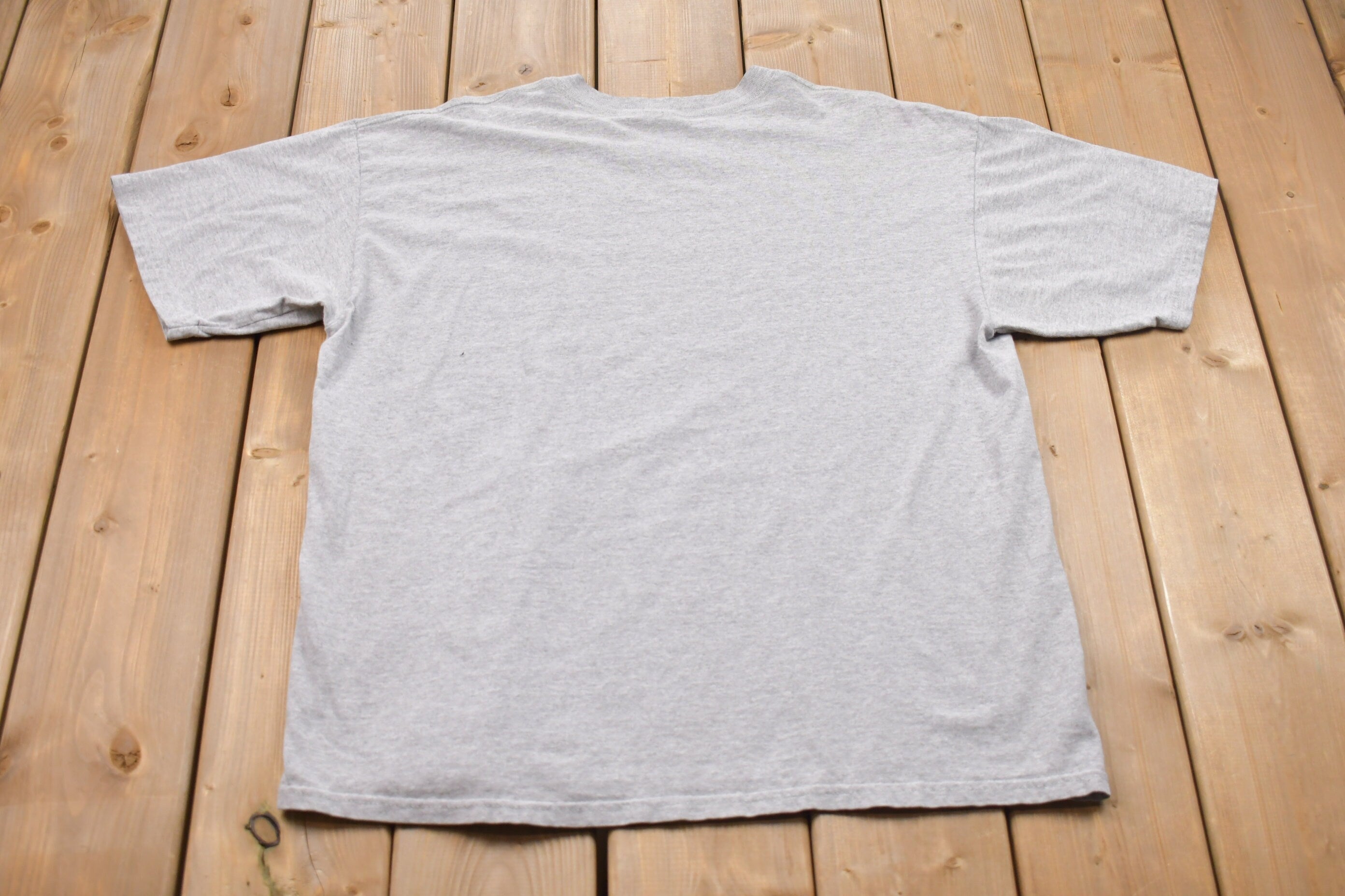 Vintage 2002 Detroit Red Wings Stanley Cup Champions T-shirt