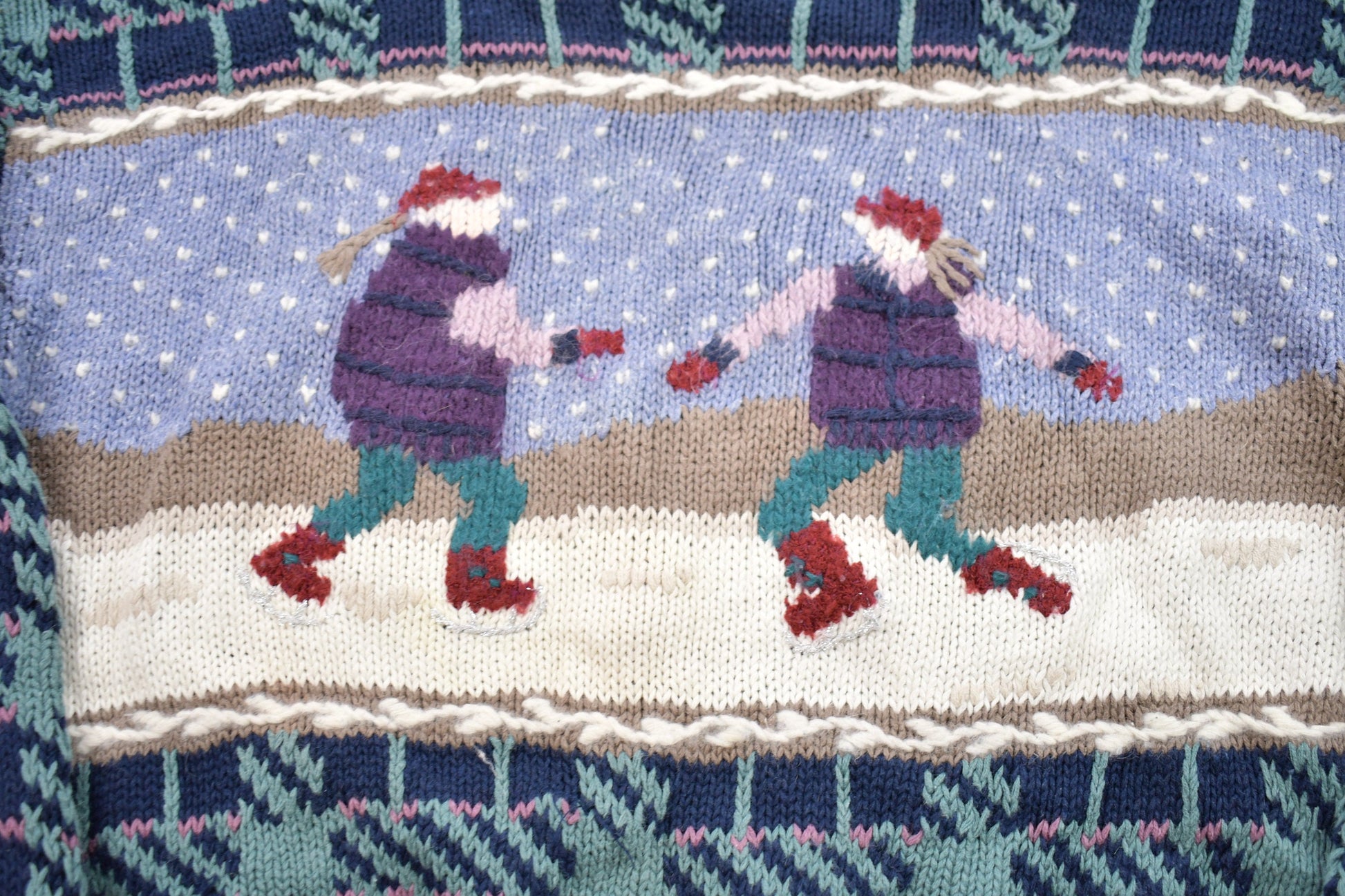 Vintage 1990s Christopher Banks Ice Skating Scene Knit Crewneck Sweater