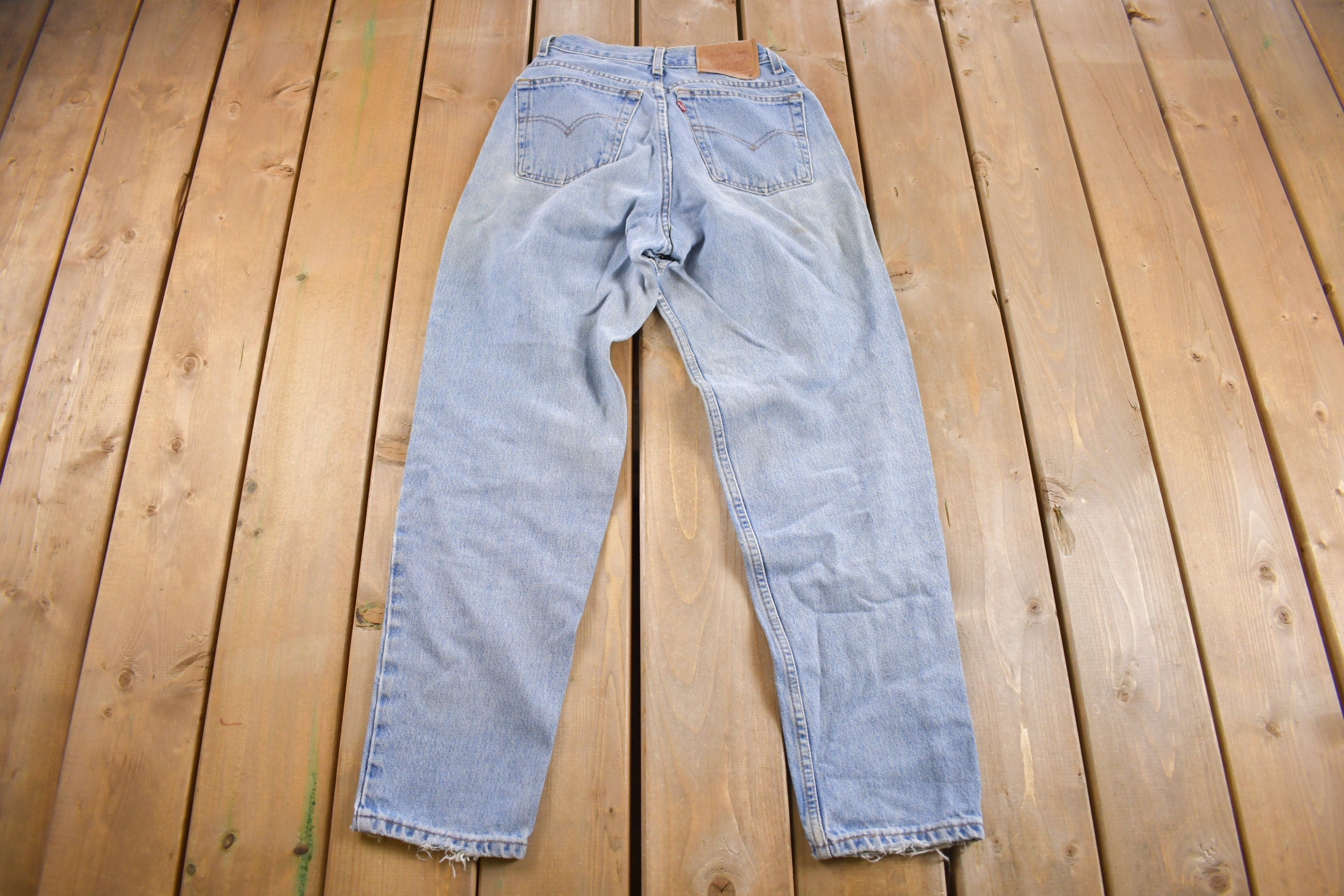 Vintage 1990s Levi's 550 Red Tab Jeans Size 29 x 28