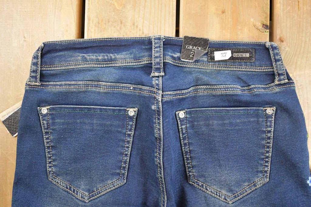 Vintage Deadstock Y2K Grace In LA Bedazzled Low Rise Jeans Women's Size 27 x 32 / Bootcut Jeans / 2000's Embroidered Contrast Stitched Denim