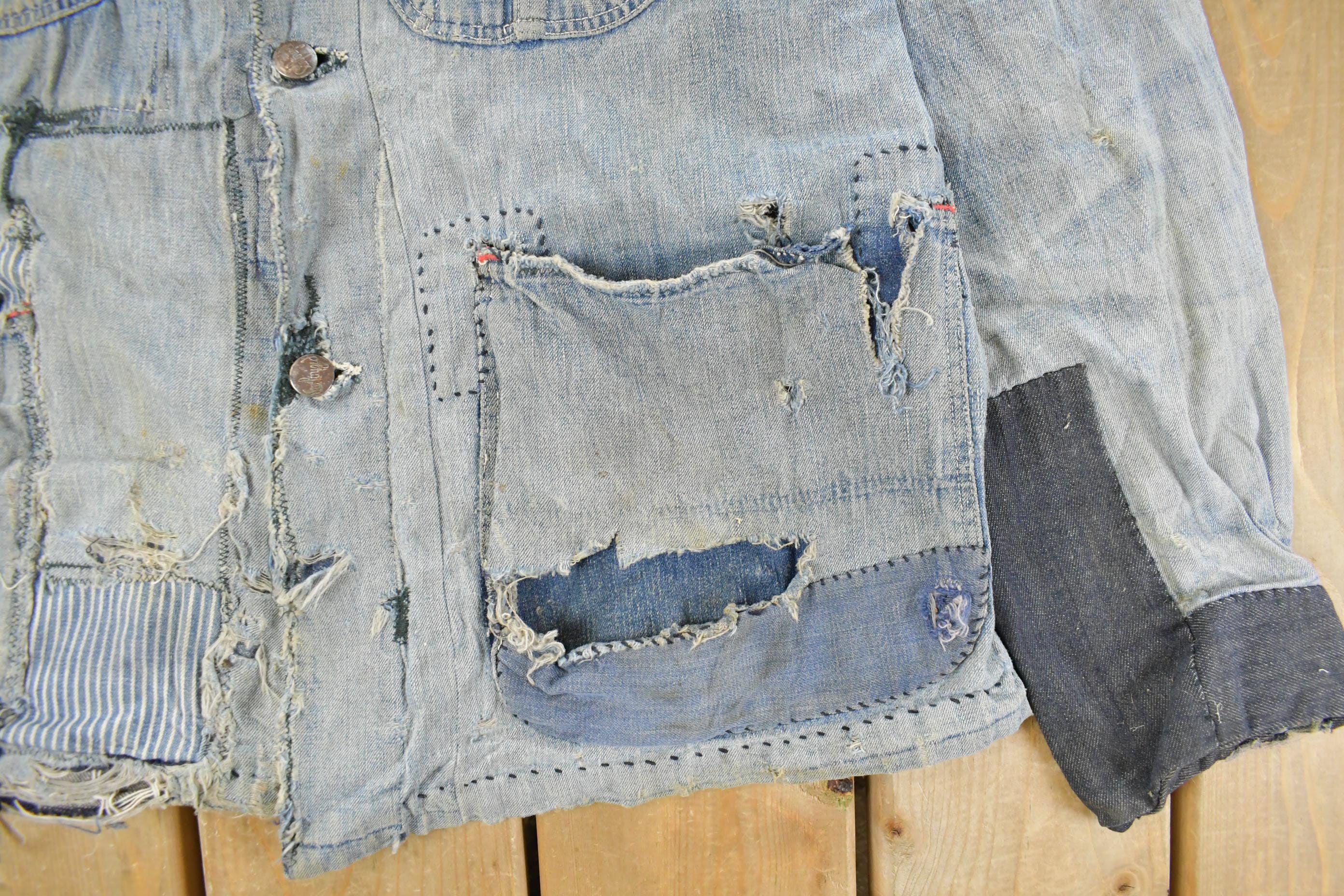 Vintage 1950s Sanforized Denim Thrashed Distressed Denim Button Up Shirt Men's Medium