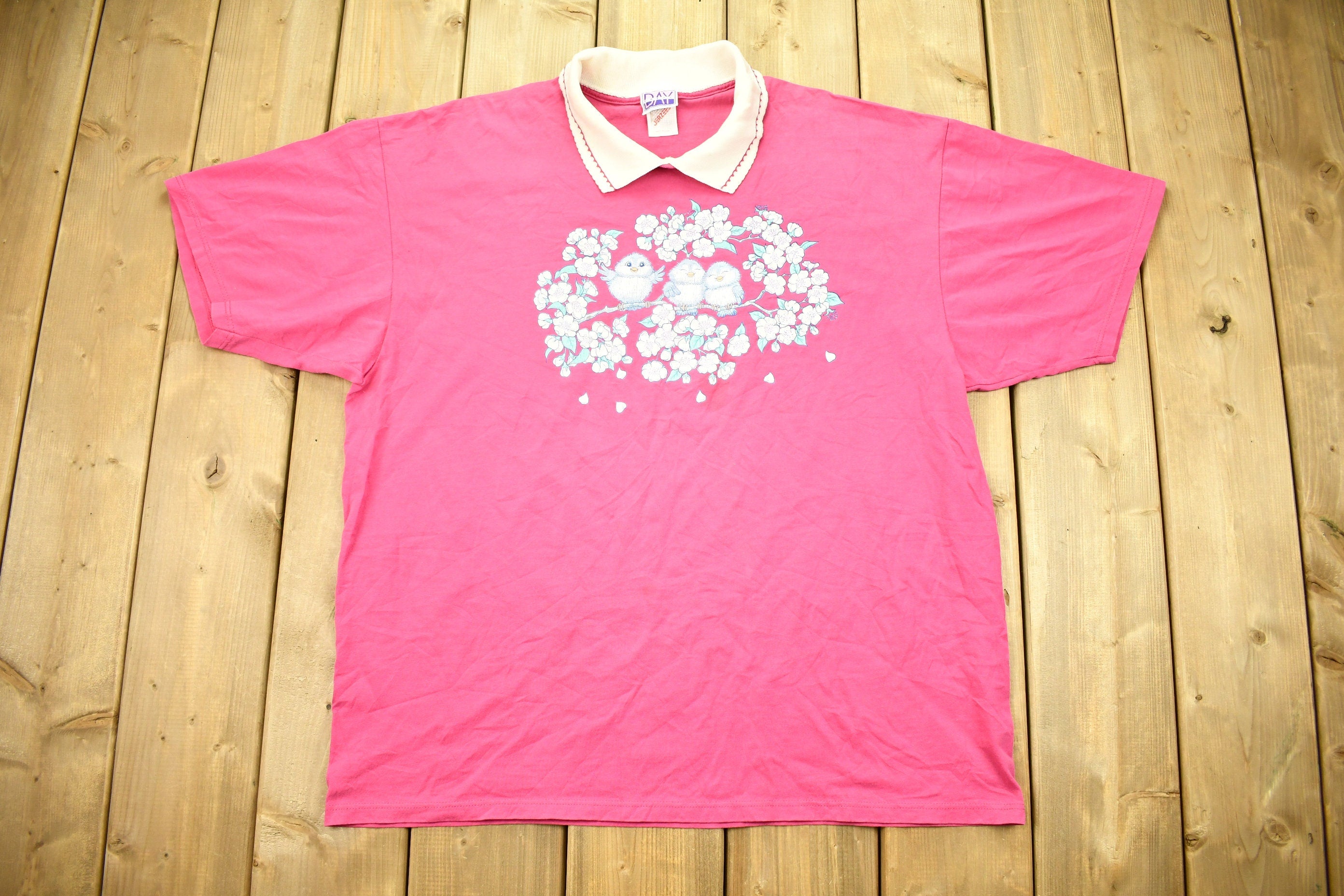 Vintage 1990s Cute Bird Theme Collared T-Shirt