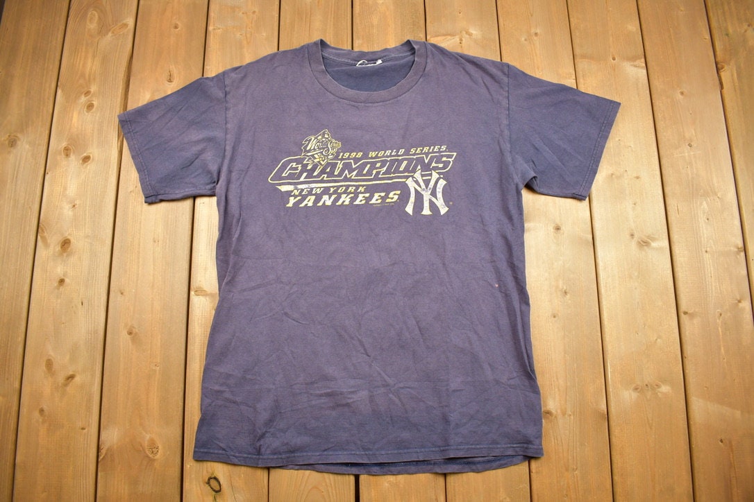 Vintage 1998 Yankees World Series Champions Baseball T-shirt