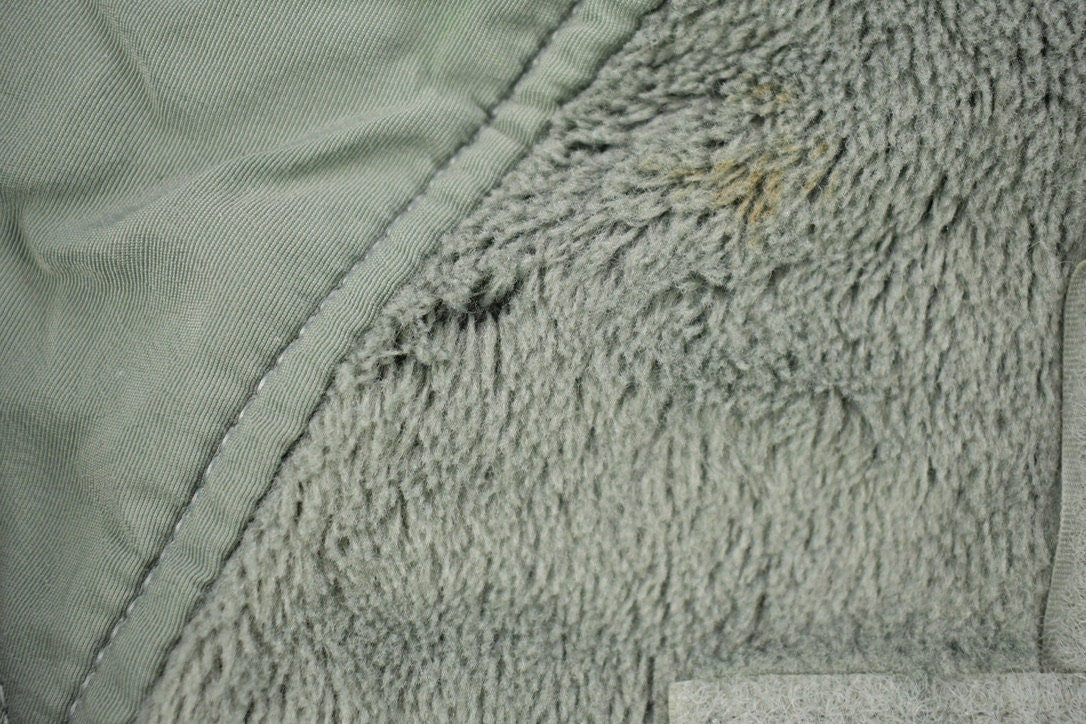 Vintage 1990s Official Army Issue Zip Up Fleece Sweater
