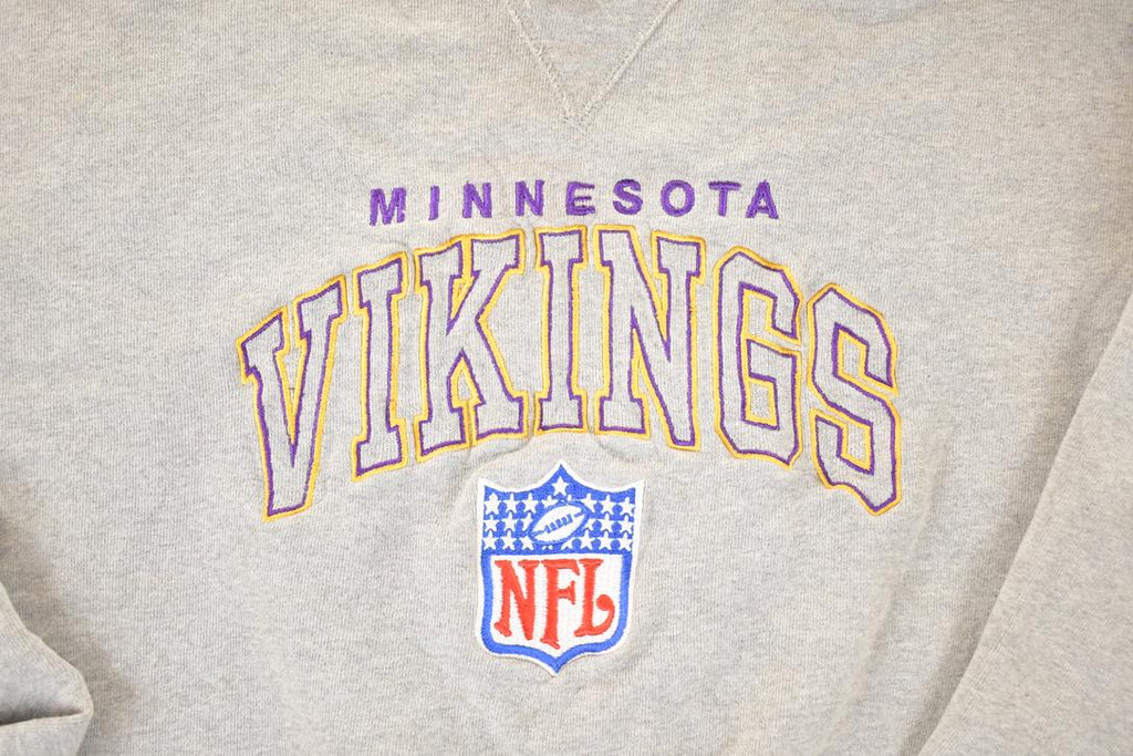 Vintage 1990s Champion Minnesota Vikings Embroidered NFL Crewneck Sweatshirt Men's L