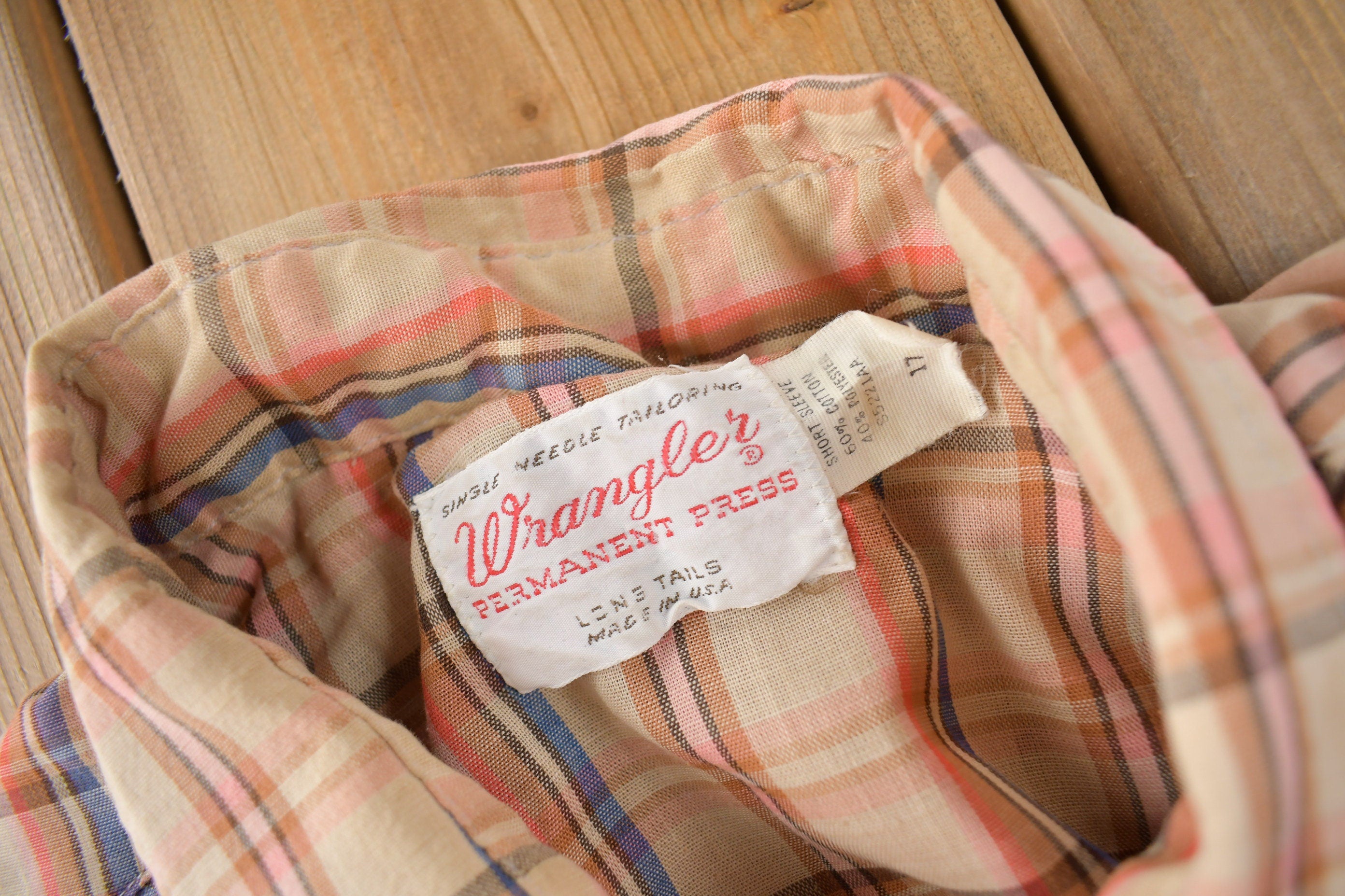 Vintage 1990s Wrangler Cowboy Cut X Long Tails Western Style Pearl Snap Button Up Plaid Shirt Made In USA