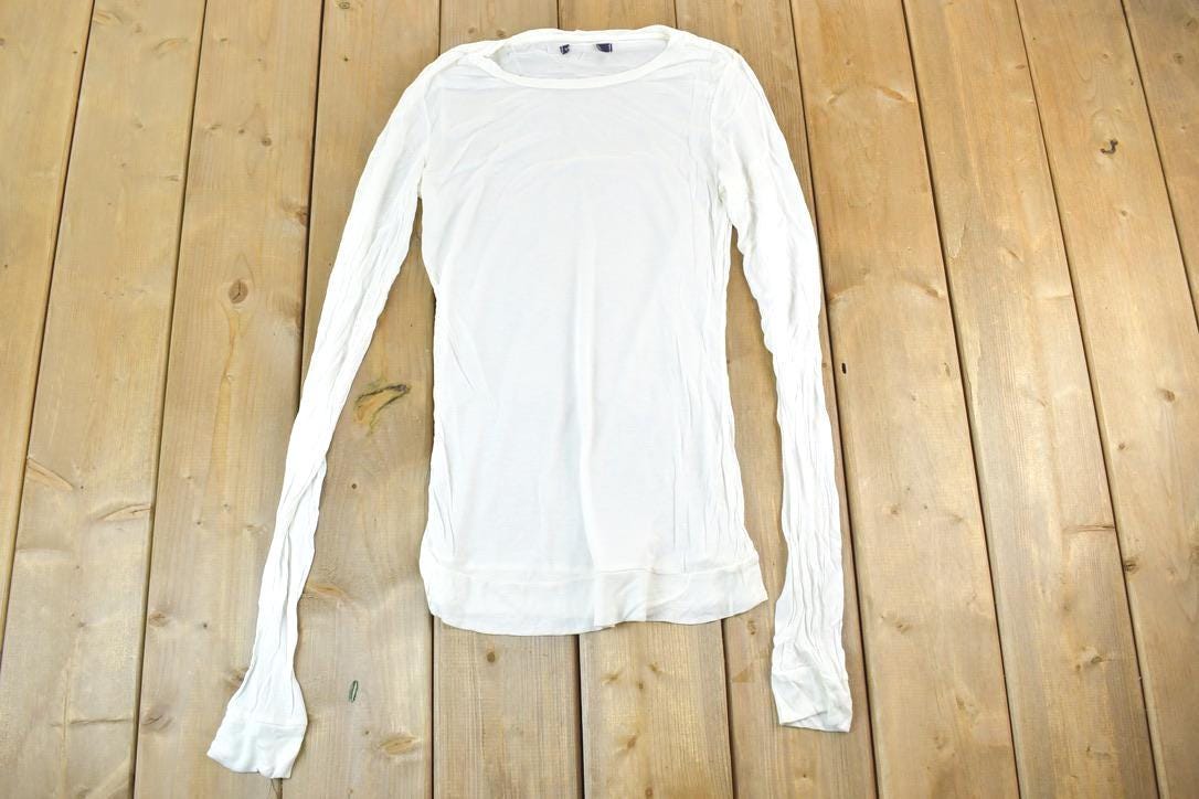 Women Vintage Vigoss Y2K Blank White T-Shirt / Vigoss Grunge Skull Print / Contrast Stitch / Internet Famous Clothing / Over Dyed