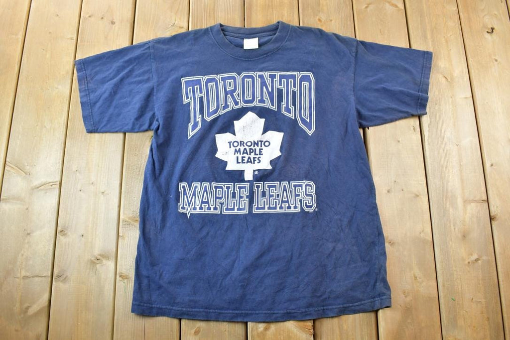 Vintage 1990s Toronto Maple Leafs NHL Graphic T-Shirt
