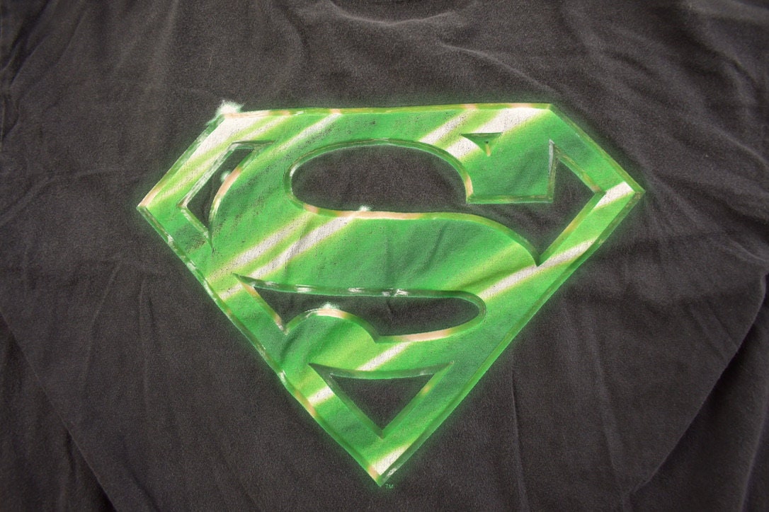 Vintage 2003 Superman Logo T-shirt
