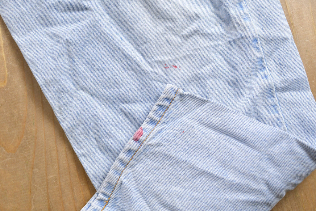 Vintage 1990s Levi's 560 Red Tab Jeans Size 16 x 32