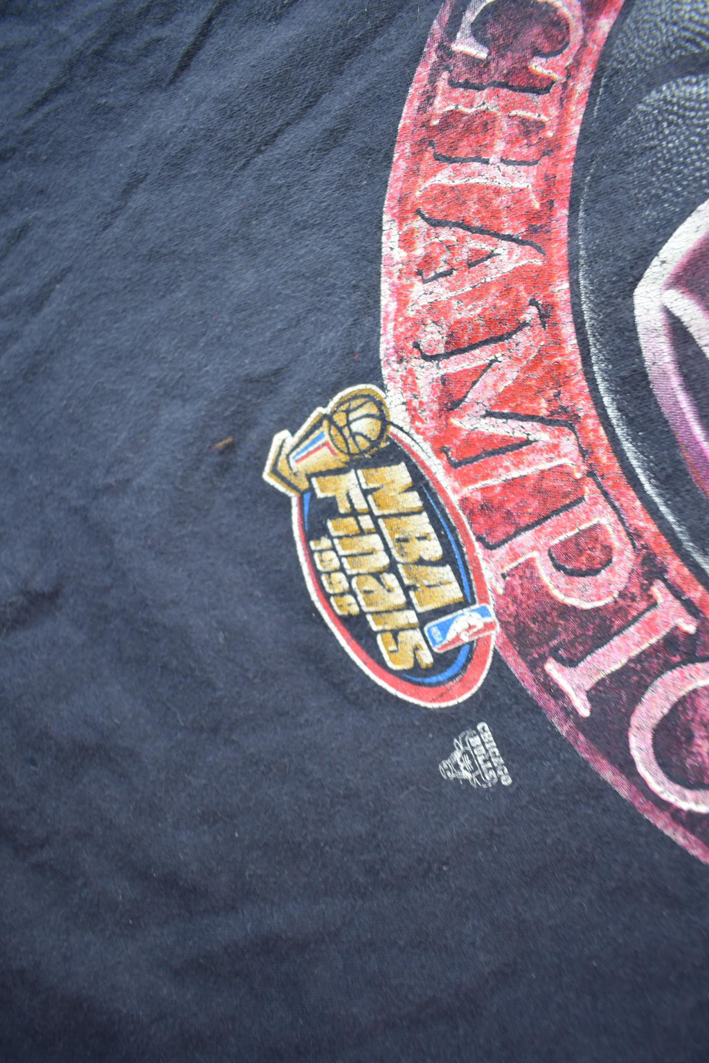 Vintage 1998 NBA Chicago Bulls Champions Graphic T-Shirt