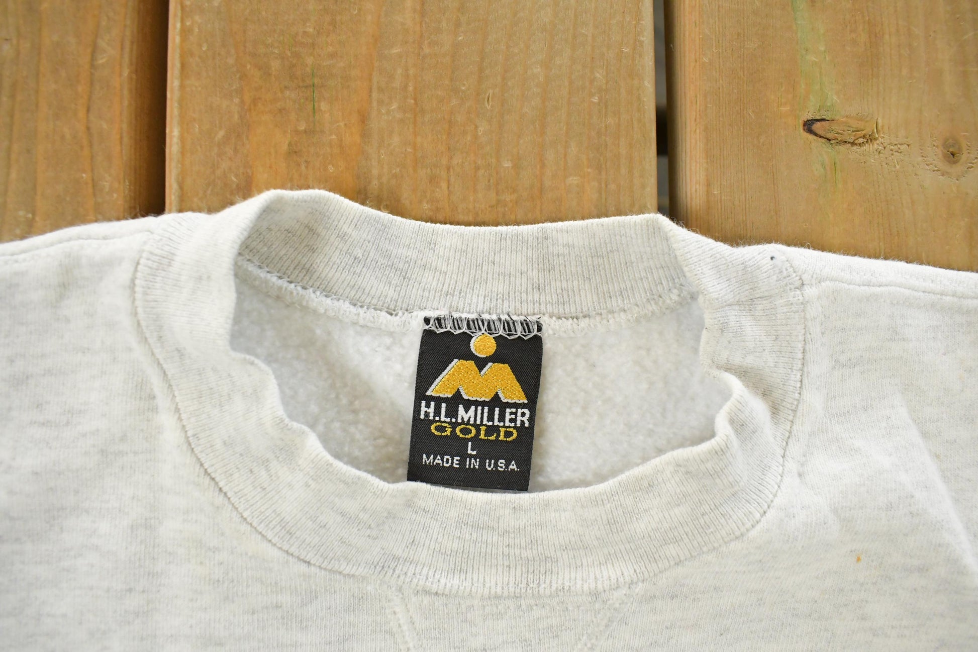 Vintage 1990s Duquesne University Crewneck Sweatshirt Mens L / Vintage Collegiate / 90s College Crewneck / Made in USA