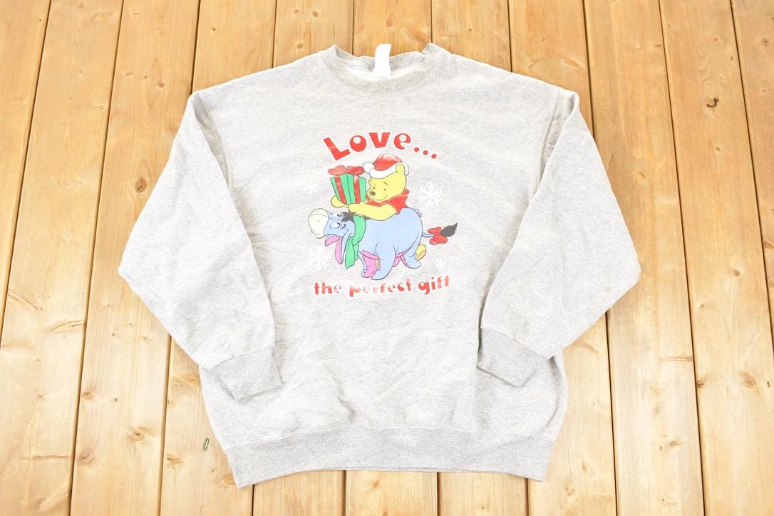 Vintage 1990s Disney Pooh Bear Christmas Crewneck Sweatshirt Men's L / Made In USA / 90s Xmas Love / Vintage Cute Cartoon Holidays