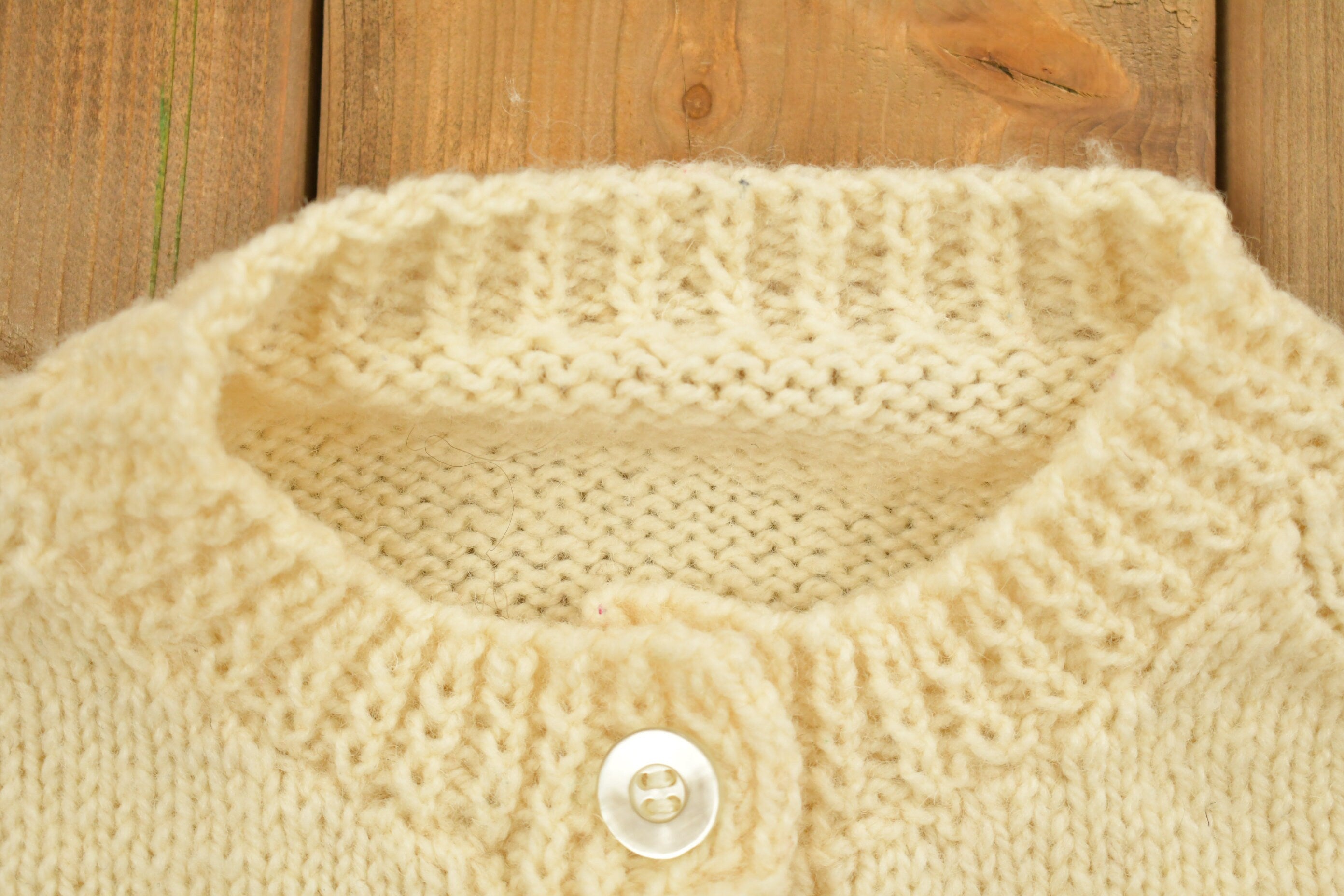 Vintage 1990s Floral Theme Knit Cardigan Sweater