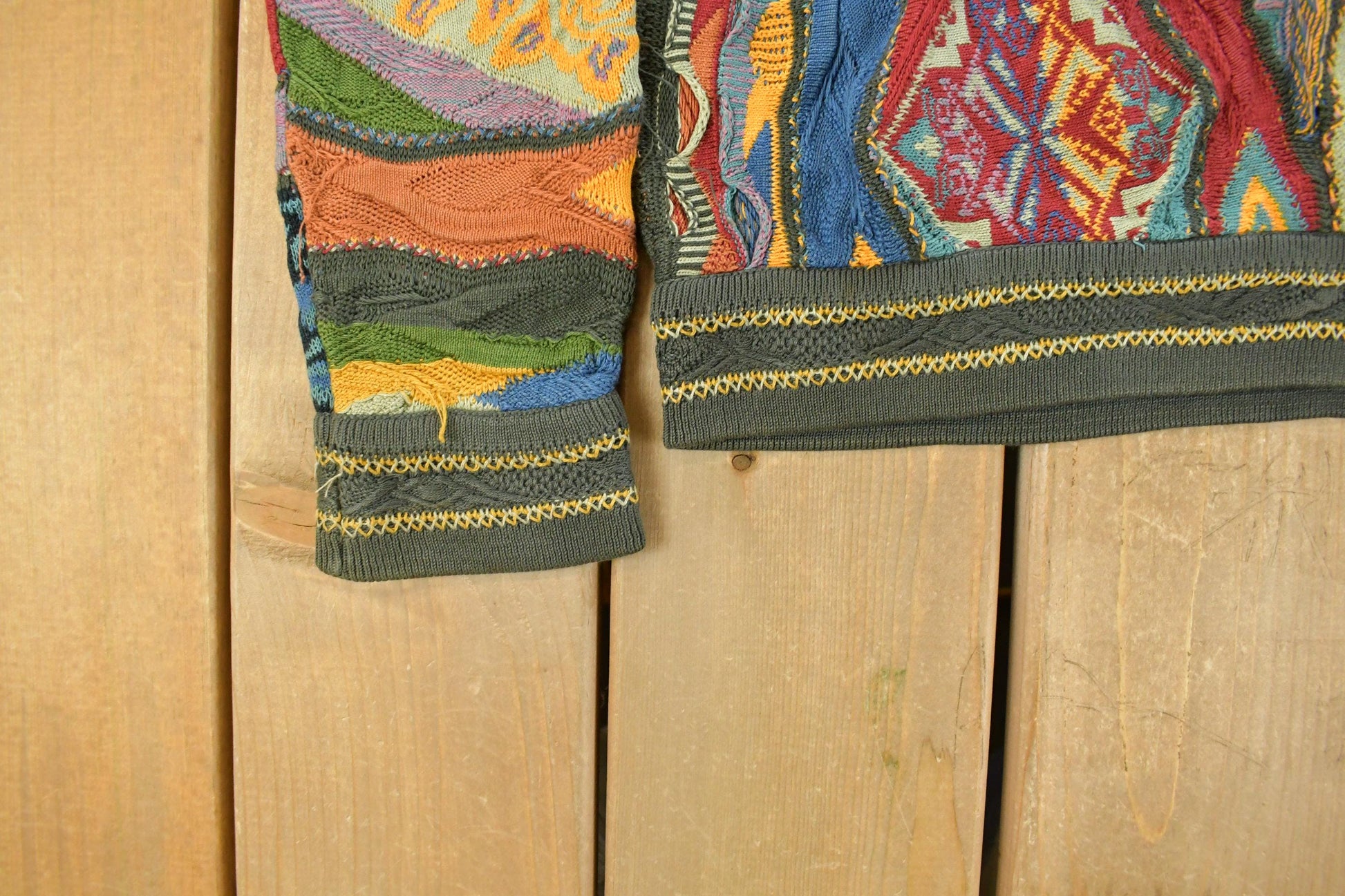 Vintage 1990s Coogi Cuggi 3D Knit Abstract Crewneck Sweater Men's Short Medium