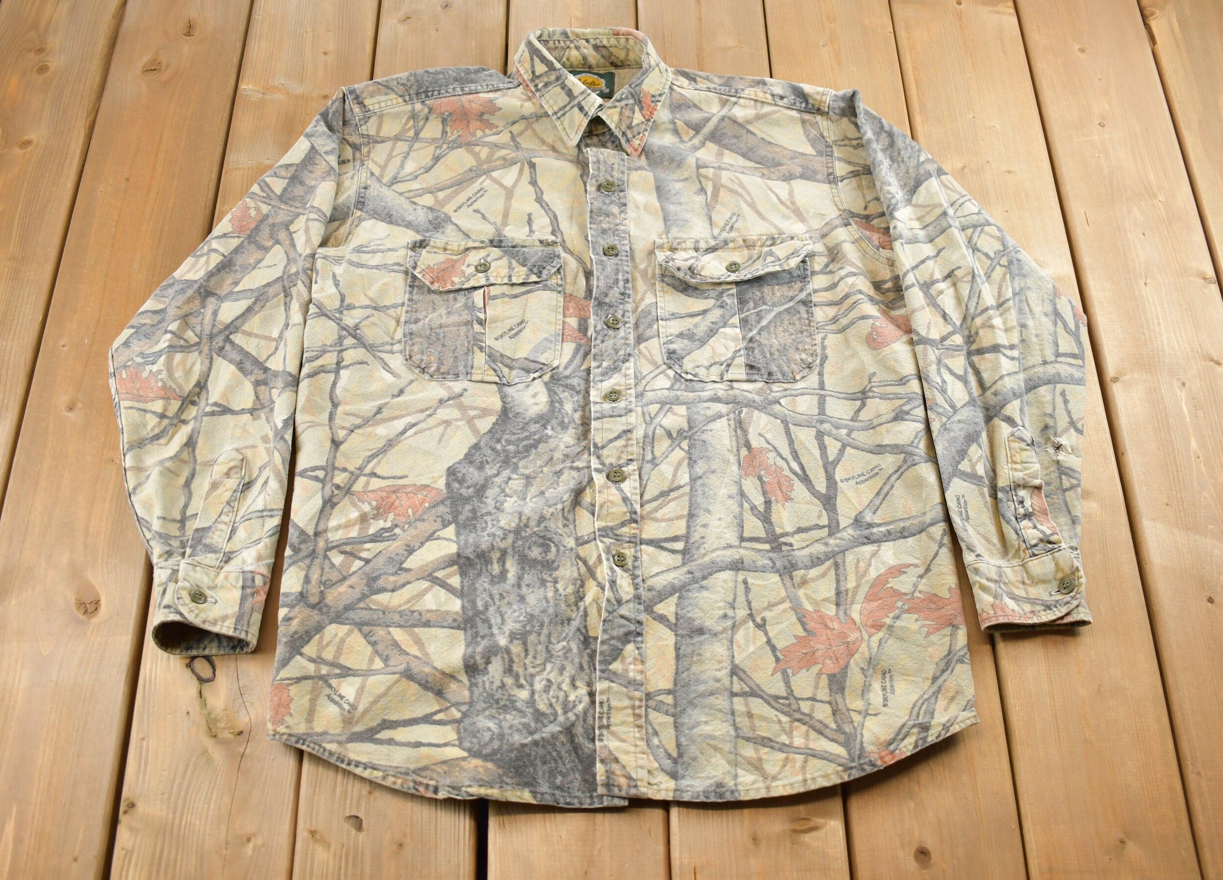 Vintage 1990s Cabelas Skyline Camo Camouflage Button Up Shirt