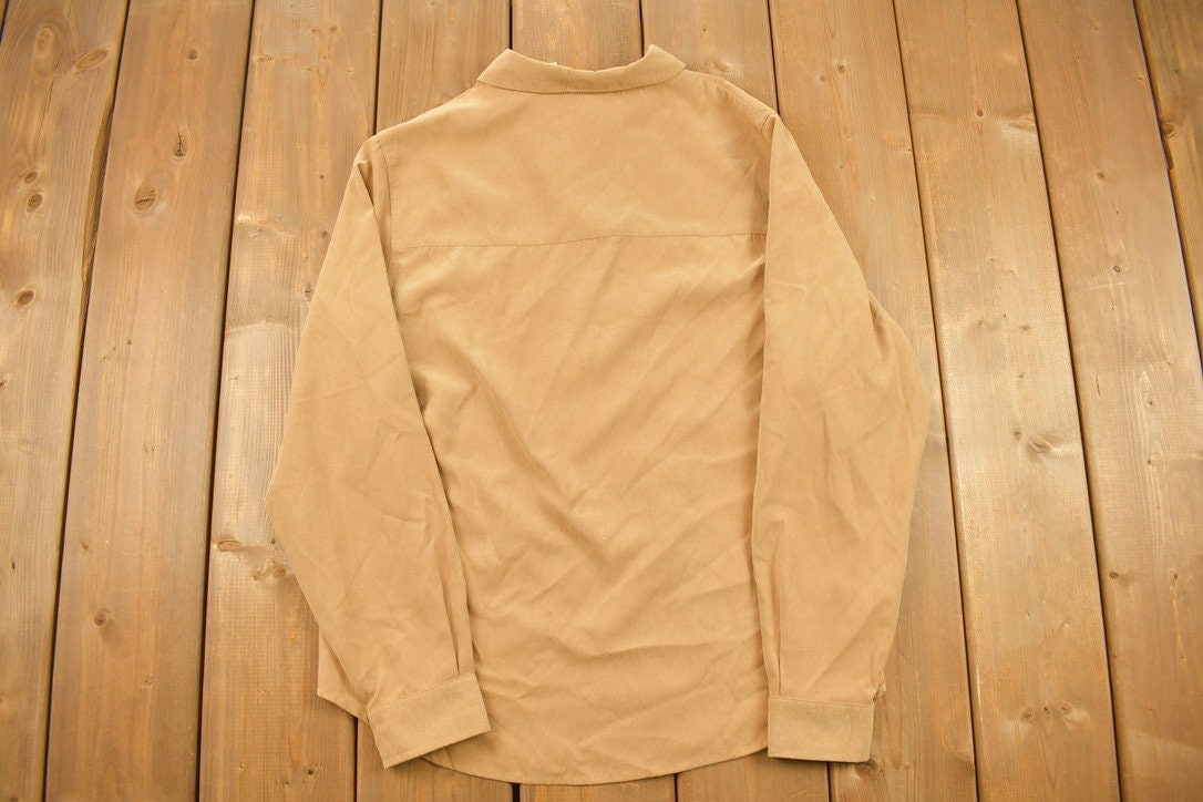 Vintage 1990s Women's White Stag Blank Button Up Shirt