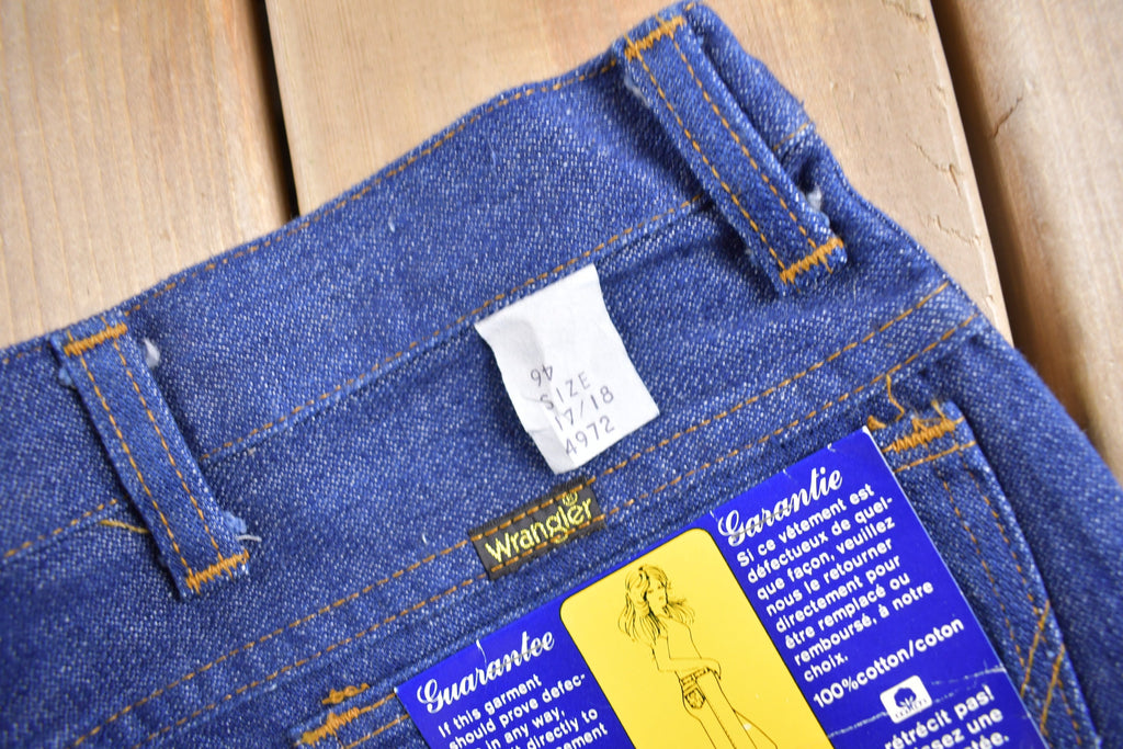 Vintage 1970s Deadstock Wrangler Wrag-Doll Bell Bottom Women's Jeans Size 31 x 32