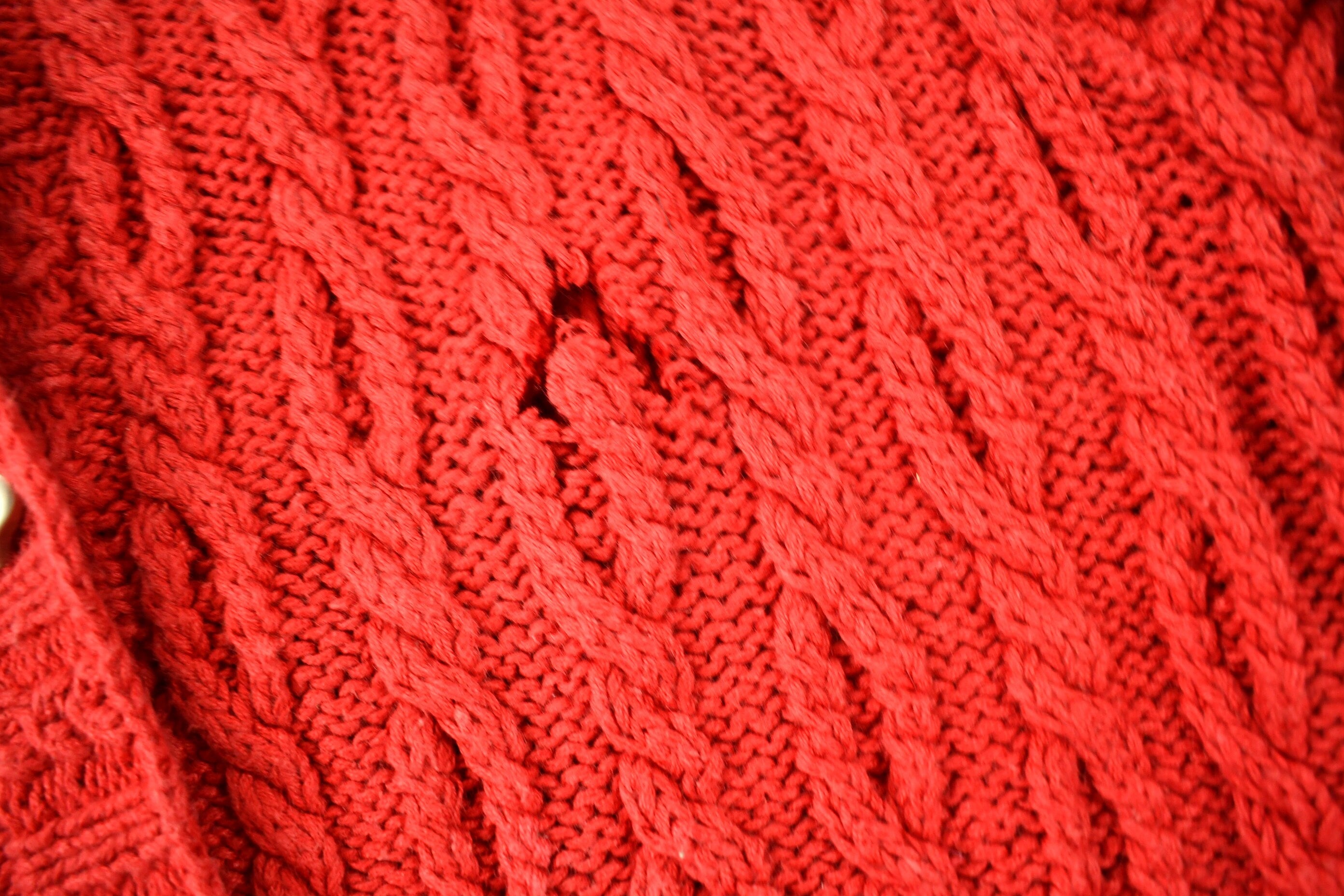 Vintage 1990s Karen Scott Hand Knit 3D Cable Knitted Sweater