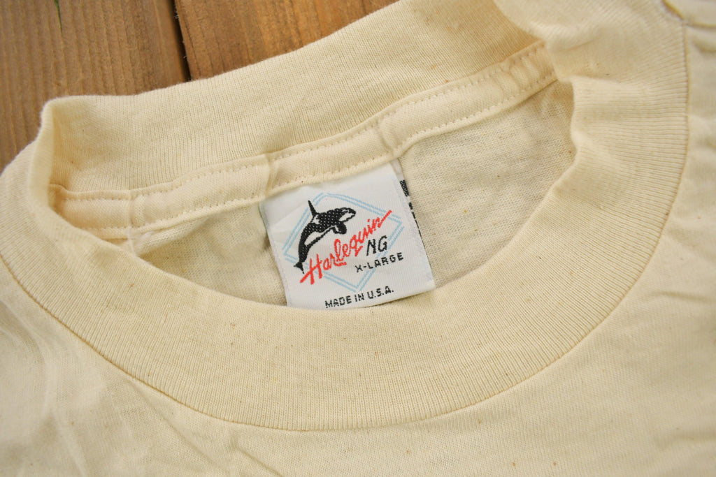 Vintage 1992 Tropical Birds Theme Graphic T-Shirt