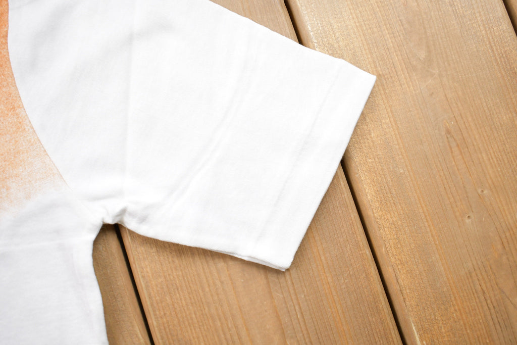 Vintage 1970s Contrast Faded Graphic T-Shirt