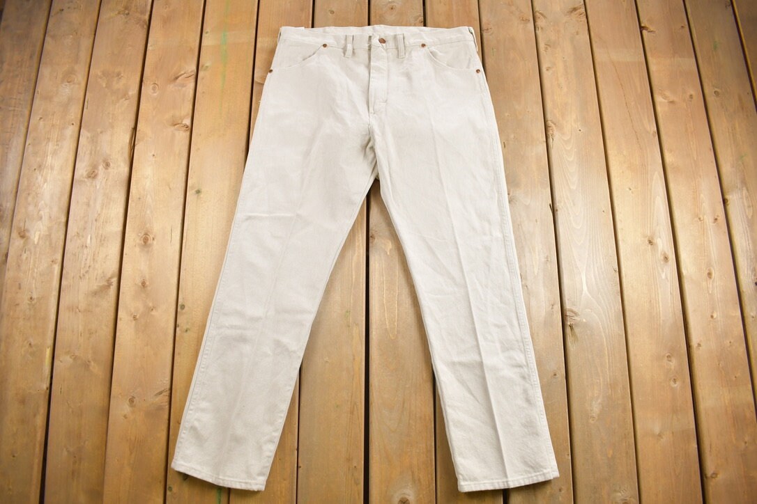 Vintage 1980s Deadstock Wrangler Straight Cut Jeans Size 38 x 31.5 / White / Made in Canada / True Vintage / NWT / 80s Jeans