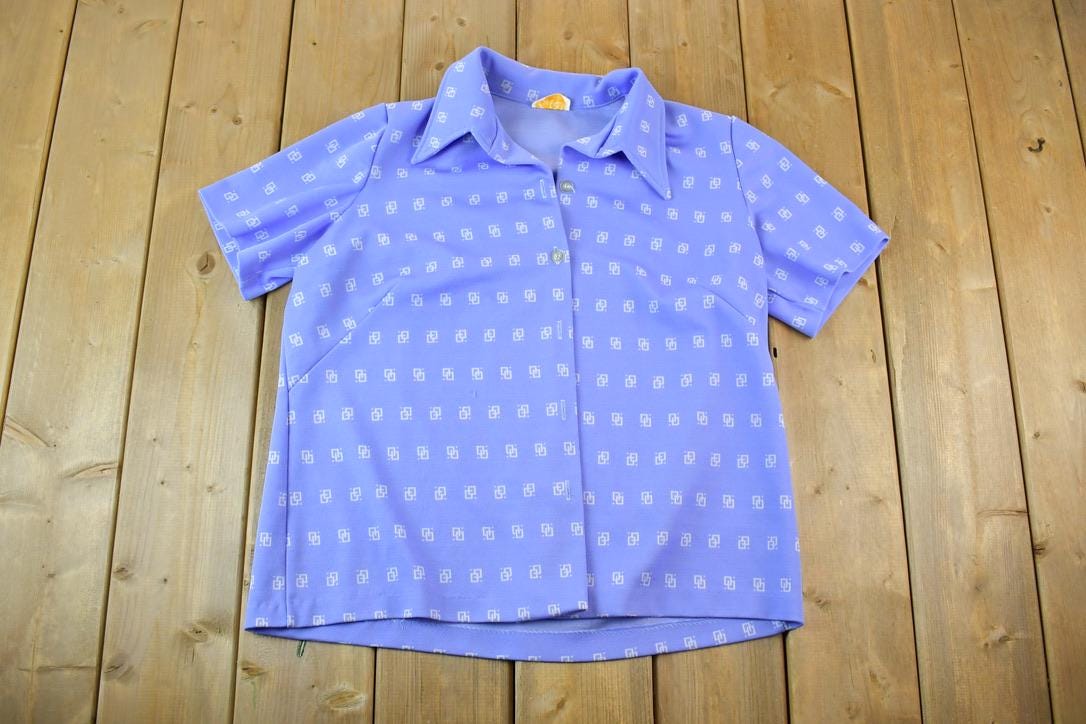 Vintage 1970s First Lady Fancy Button Up Shirt