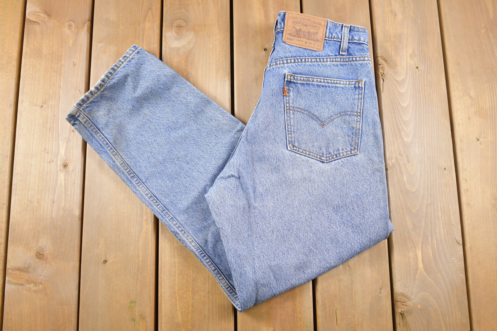 Vintage 1980s Levi's 550 Orange Tab Denim Jeans Size 32 x 29