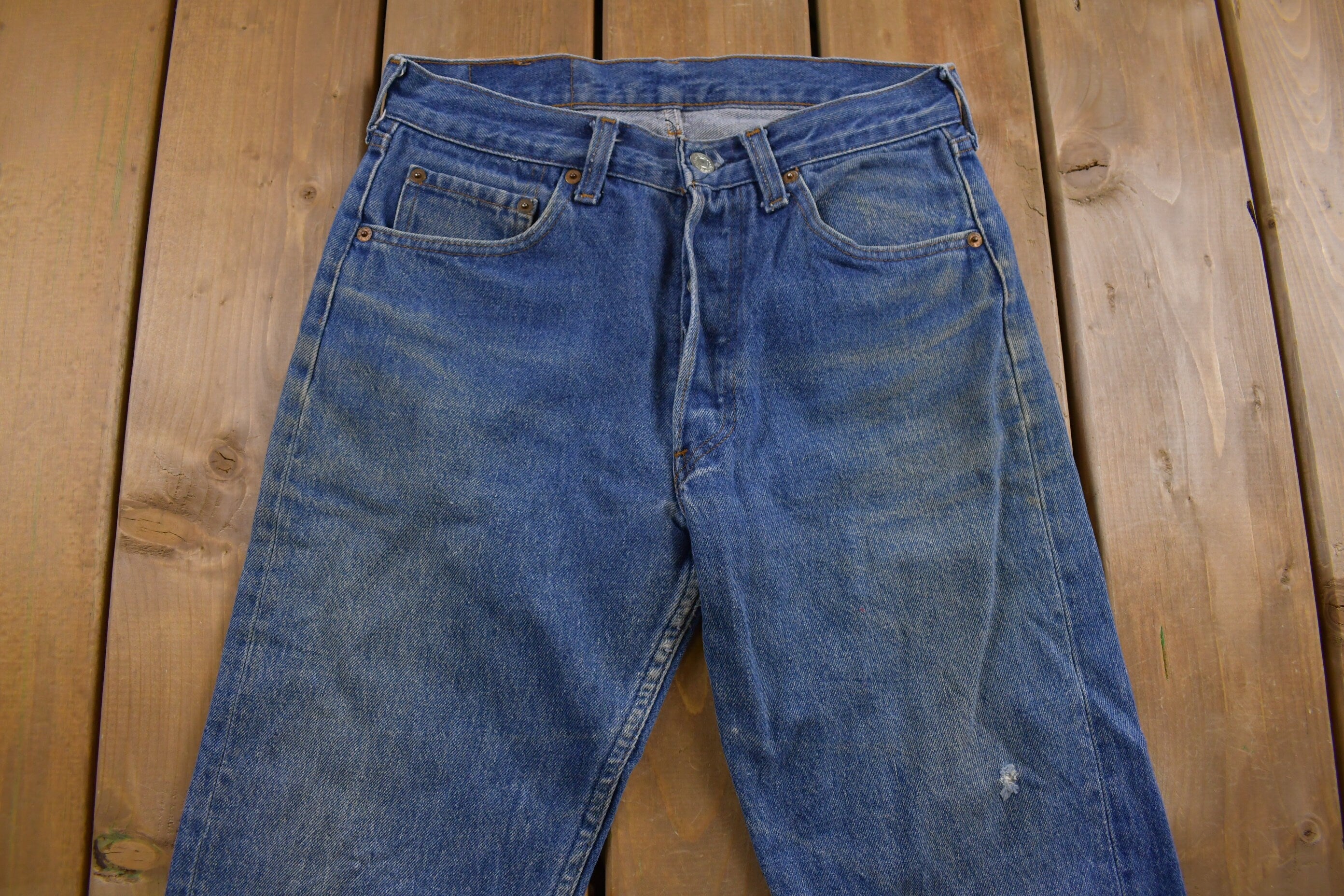 Vintage 1990s Levi's 501 Red Tab Jeans Size 28 x 27