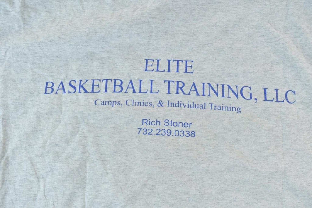 Vintage 1990s Metuchen University Basketball Collegiate T-Shirt