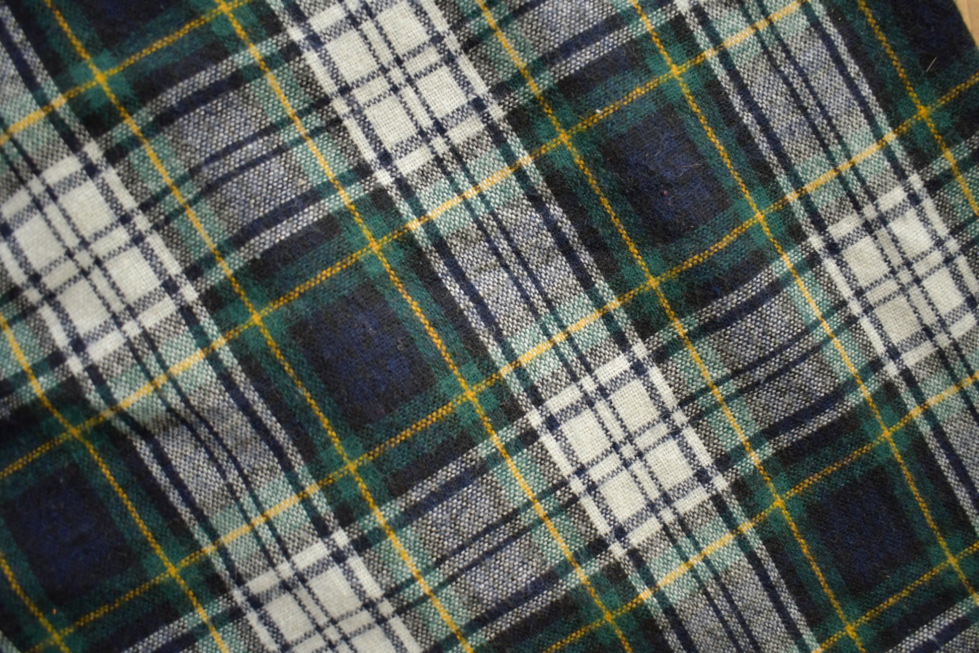 Vintage 1980s Plaid Long Skirt Size 25x27 / True Vintage / Vintage Skirt / Retro Style