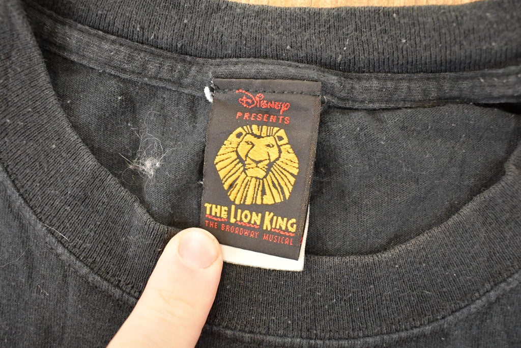 Vintage Y2K Disney The Lion King Broadway Tour Souvenir Travel T-Shirt Men's XL