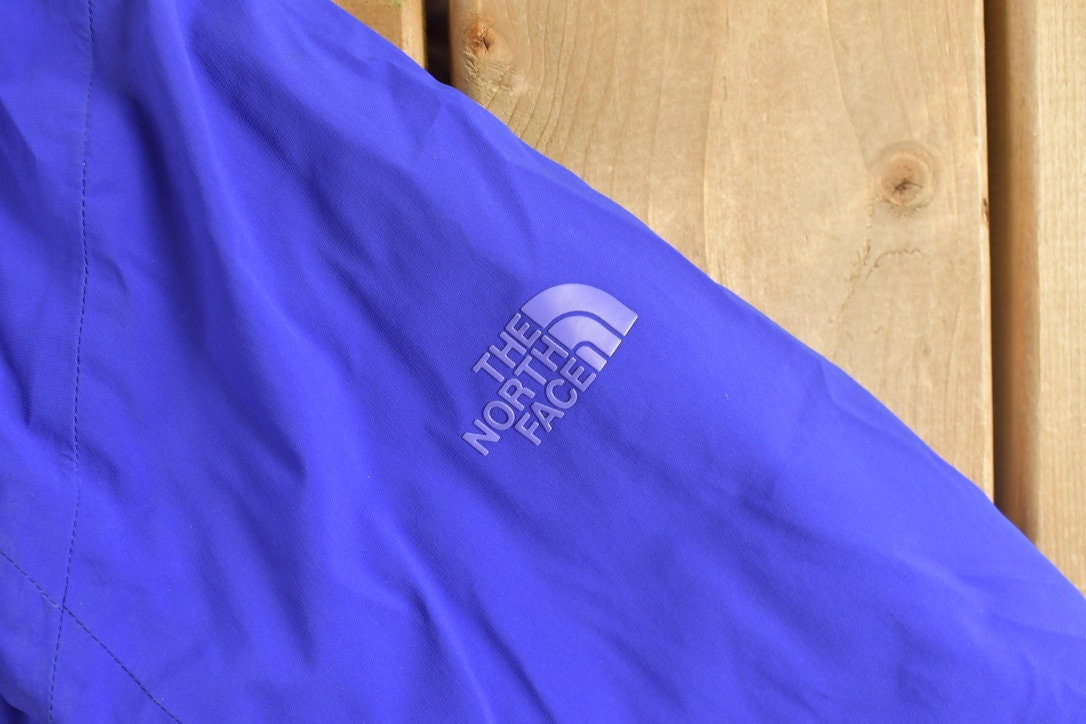 Vintage 1990s The North Face Women's HyVent Windbreaker Jacket