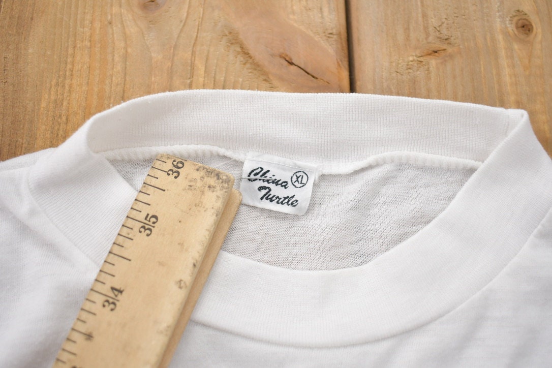 Vintage 1980s Cayman Islands Graphic T Shirt Single Stitch