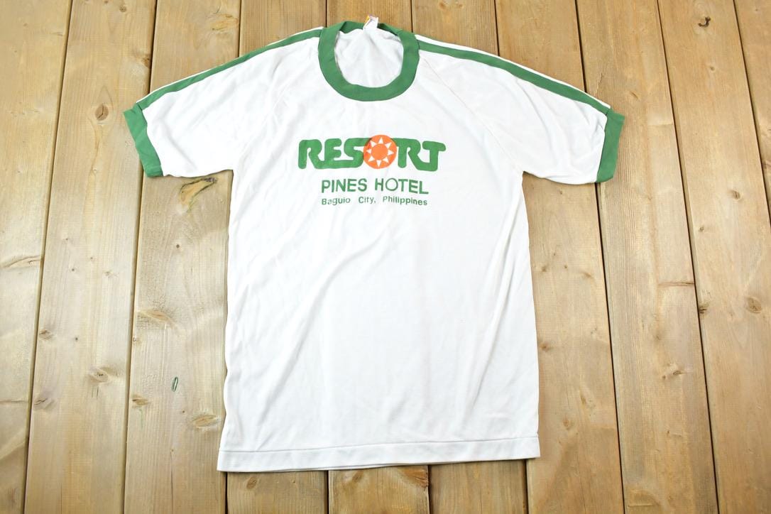 Vintage 1980s Pines Hotel Resort Souvenir T-Shirt Men's S
