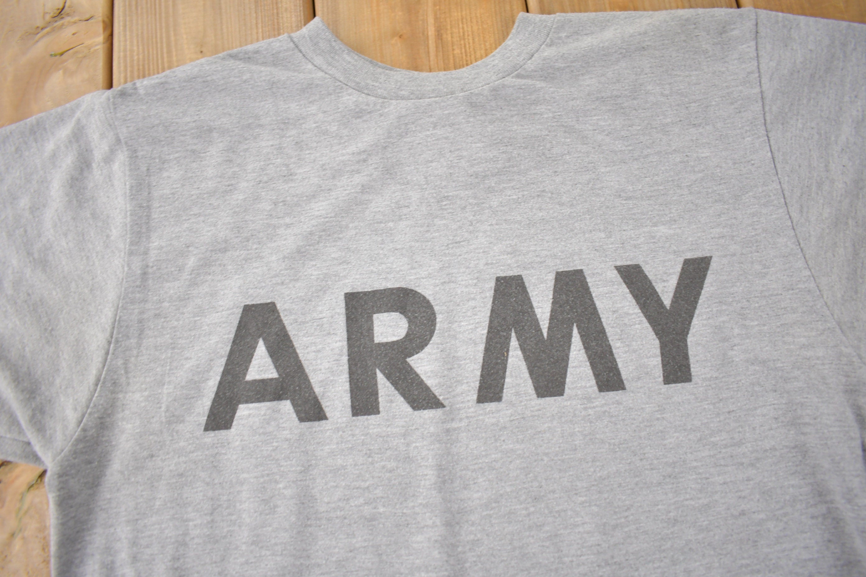 Vintage 1990s Army Graphic T-Shirt