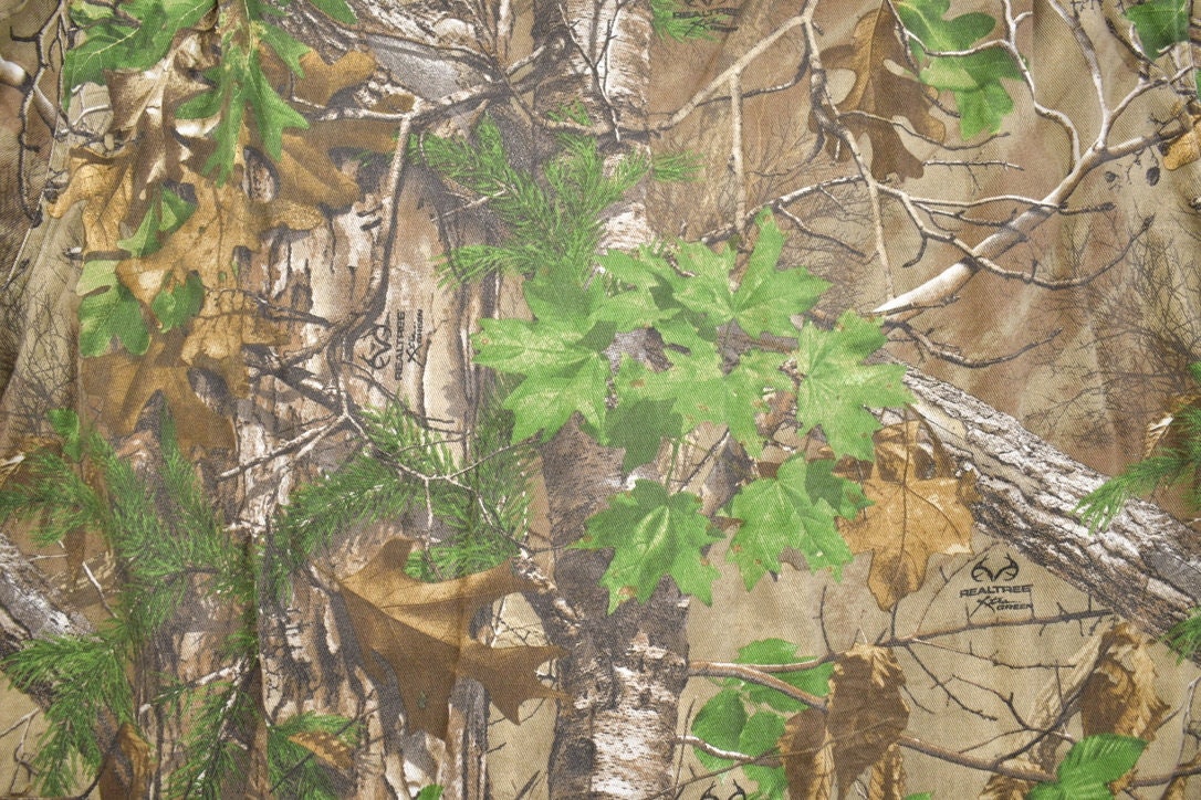 Vintage 1990s Real Tree Camo Button Up Shirt