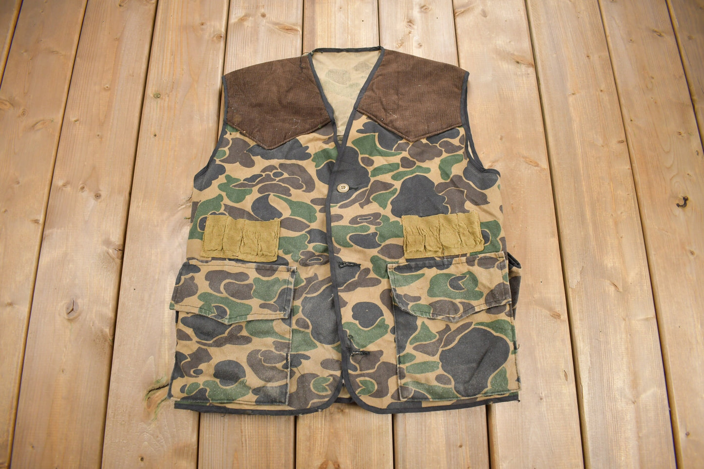 Vintage 1970s DuckCamo Hunting Vest / True Vintage / Streetwear / Made In USA / Hunting Vest / Outdoorsman