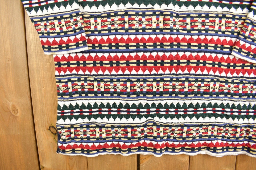 Vintage 1990s Knitted Crewneck Sweater