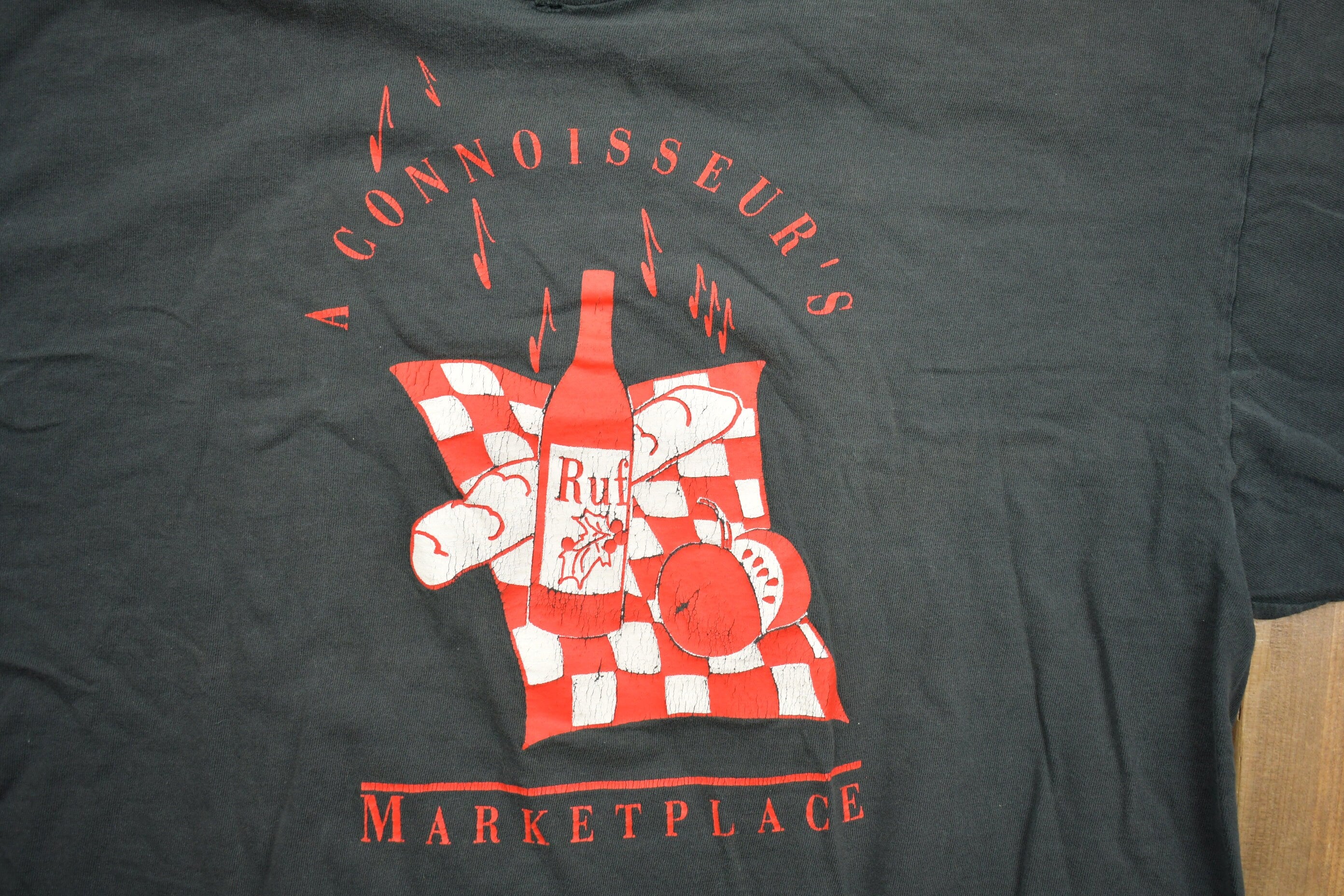 Vintage 1990s A Connoisseurs Marketplace Menlo Park T-Shirt