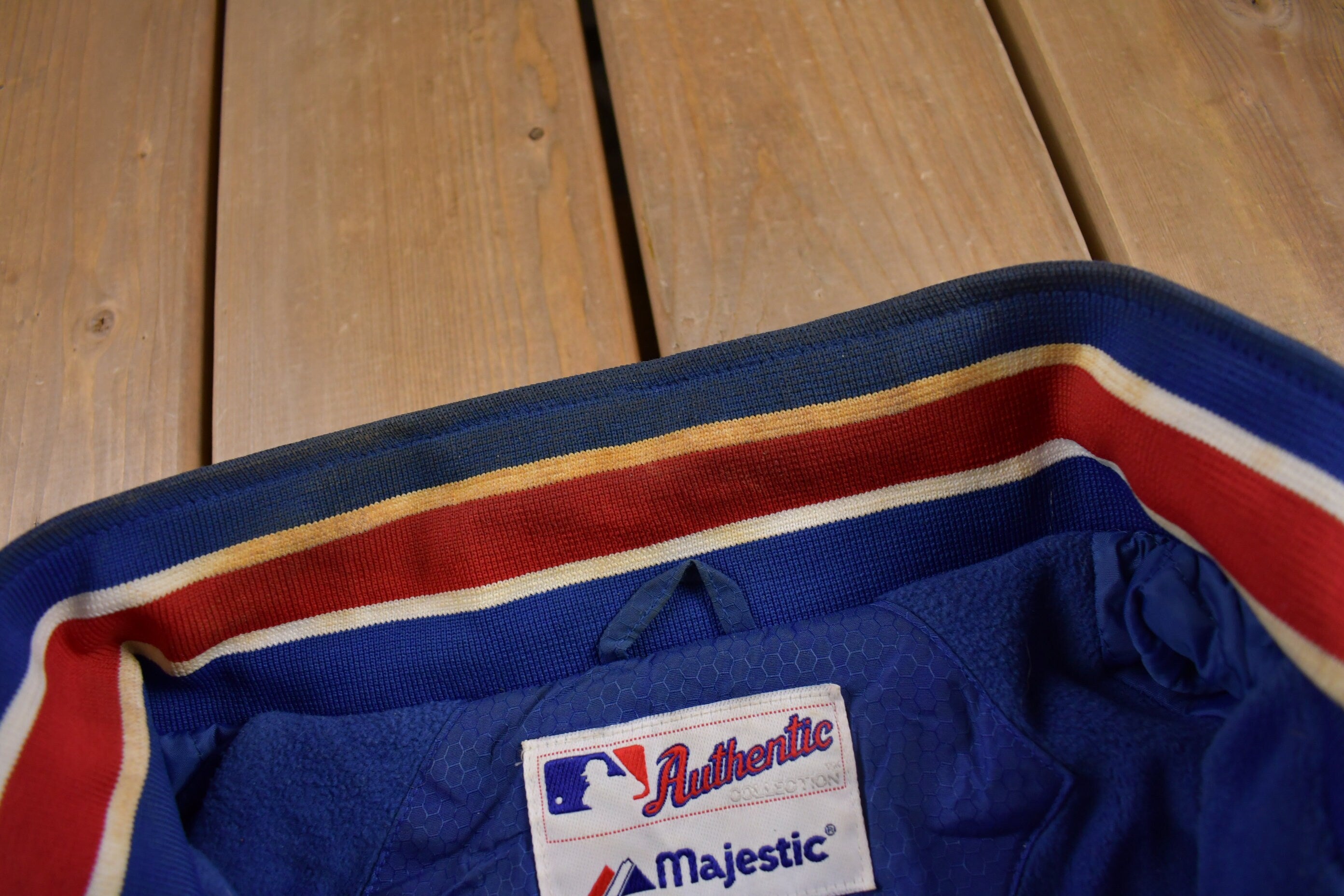 Vintage 1990s Chicago Cubs MLB Majestic Windbreaker Baseball Sportswear