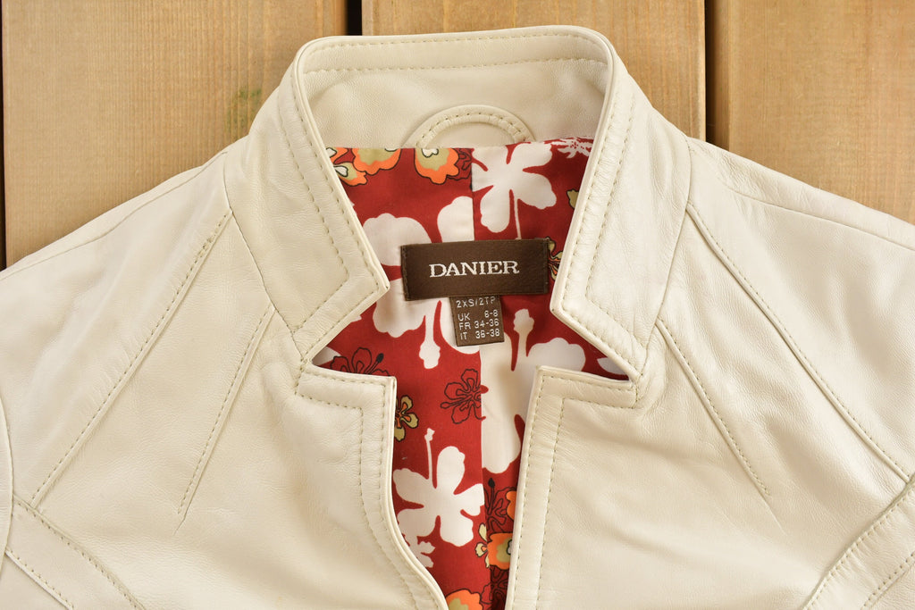 Vintage 1990s Danier White Leather Jacket