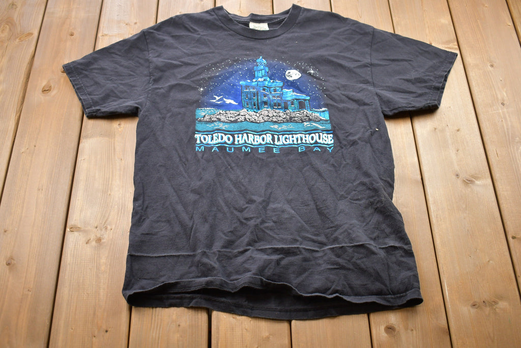 Vintage 1990s Toledo Harbor Lighthouse Maumee Bay Graphic T-Shirt