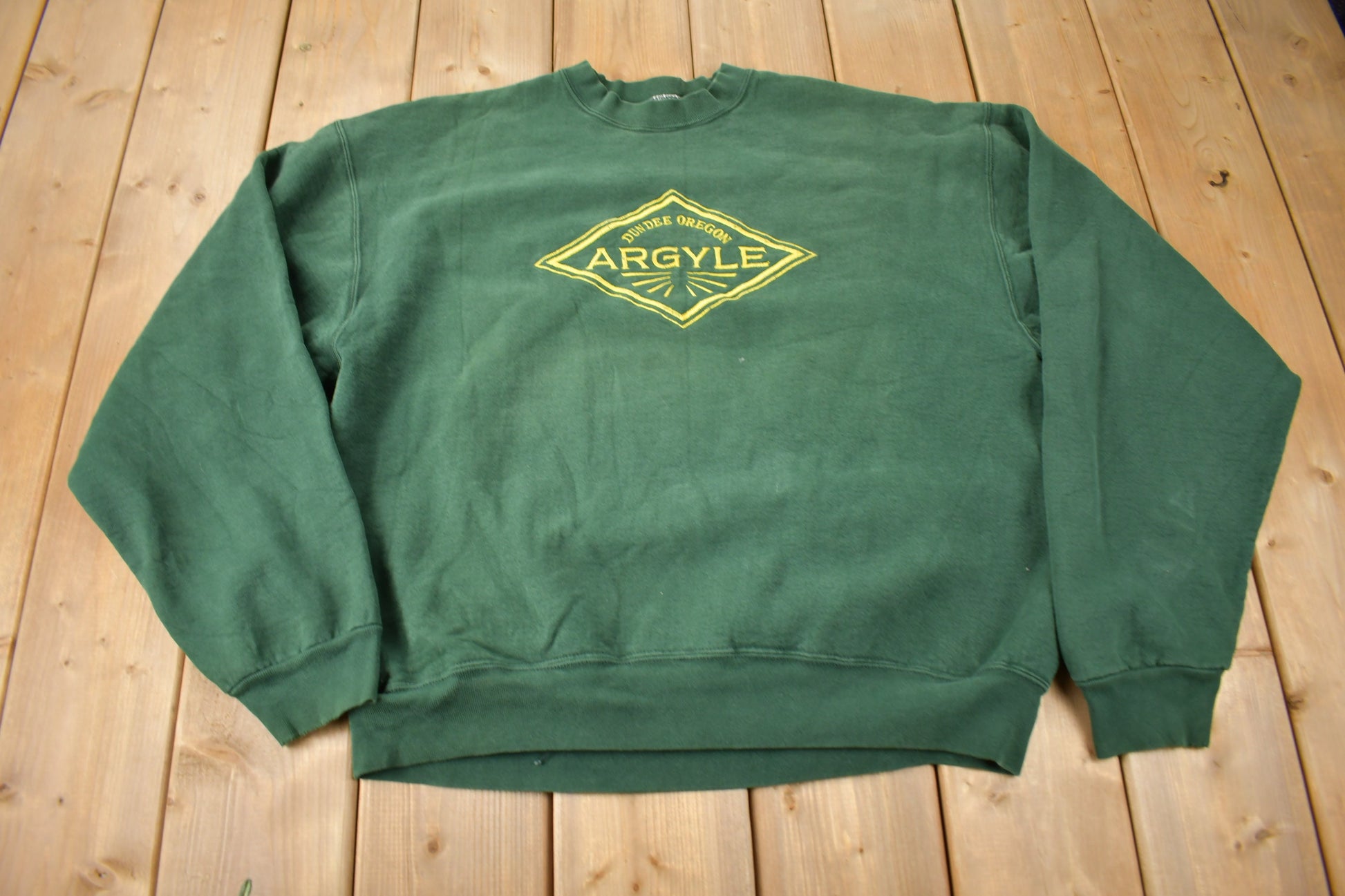 Vintage 1990s Dundee Oregon Argyle Embroidered Heavy Weight Crewneck Sweatshirt Made In USA
