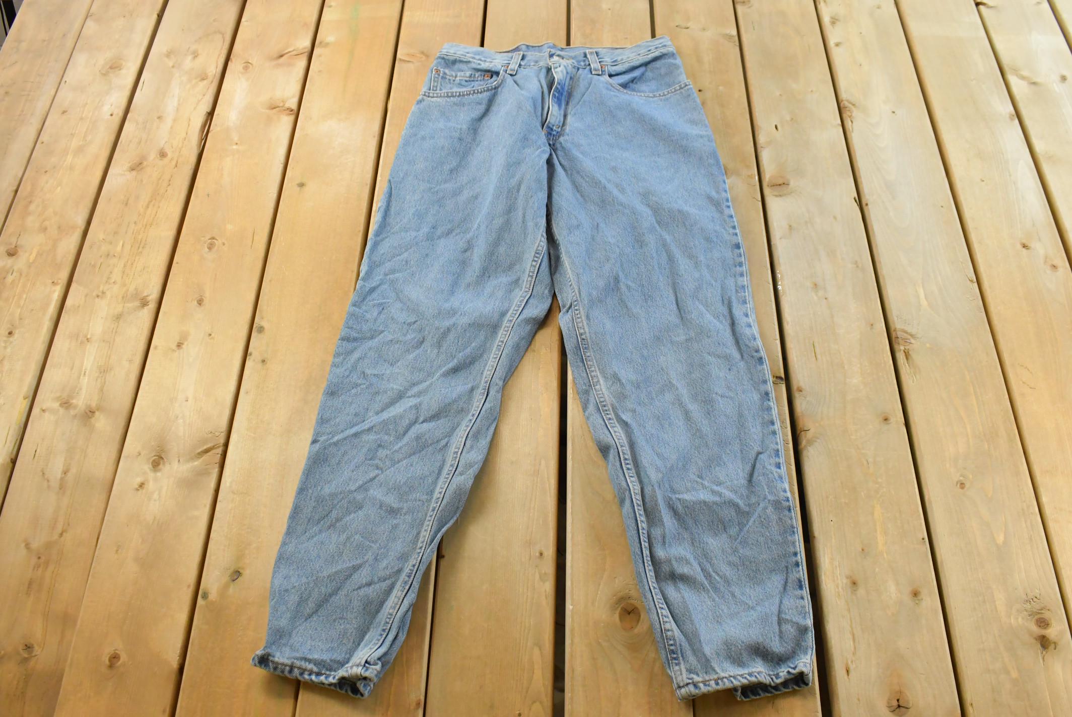 Vintage 1990s Levi's 560 Loose Fit Denim Blue Jeans Size 30 x 32 / 90s Levi's / Distressed Sun Faded Jeans / Made in USA / Streetwear