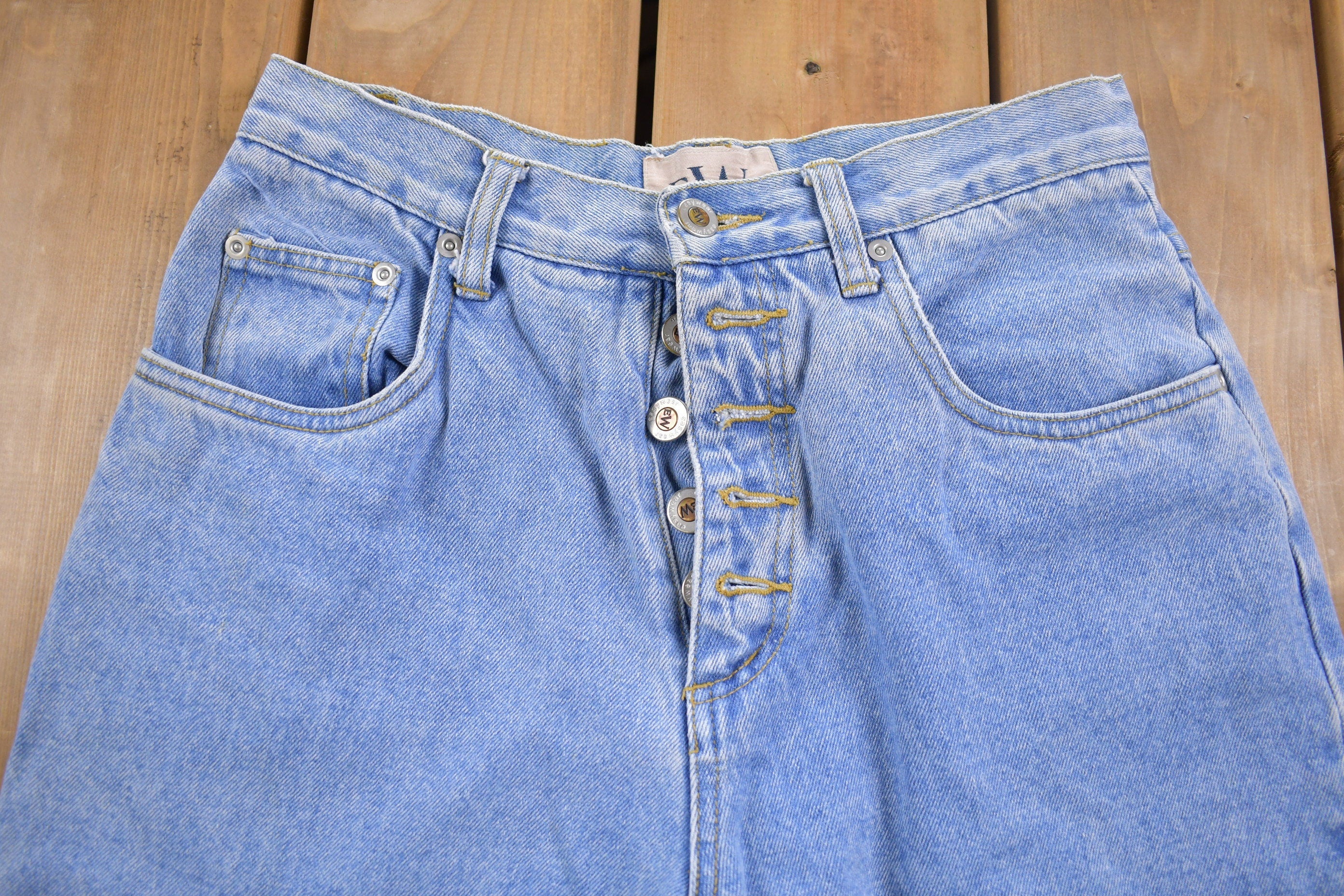 Vintage 1990's Easy Wear Light Wash 28 x 29