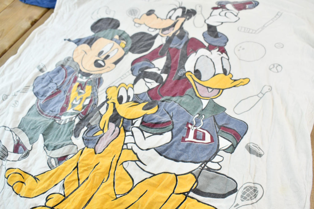 Vintage 1990s Disney Mickey Mouse Streetwear Graphic T-Shirt