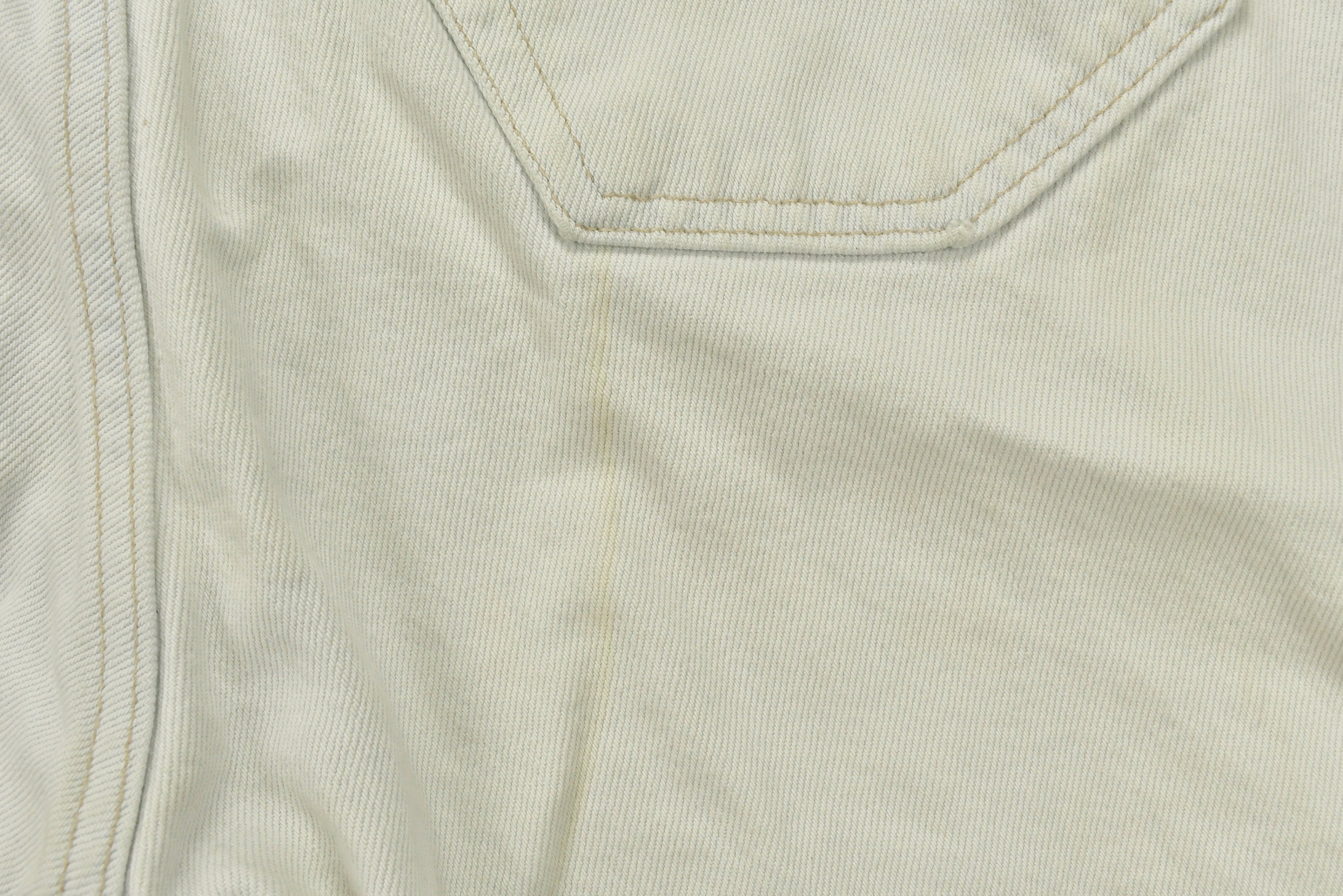 Vintage 1990s Levi's 501 Red Tab Jean Shorts Size 31